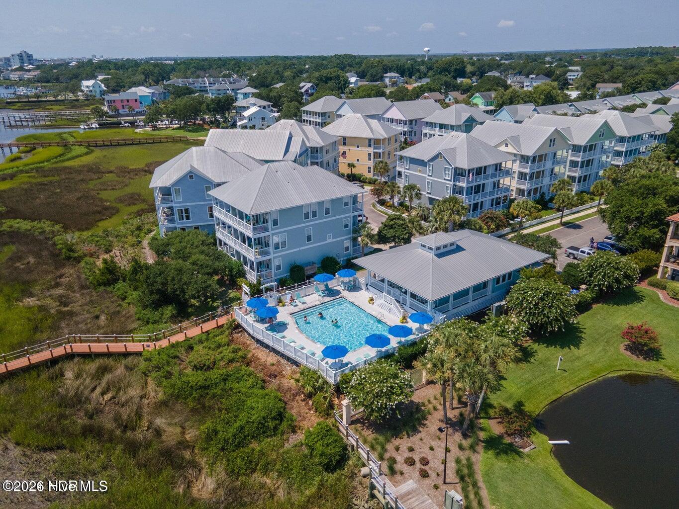 100559710 | Photo 66