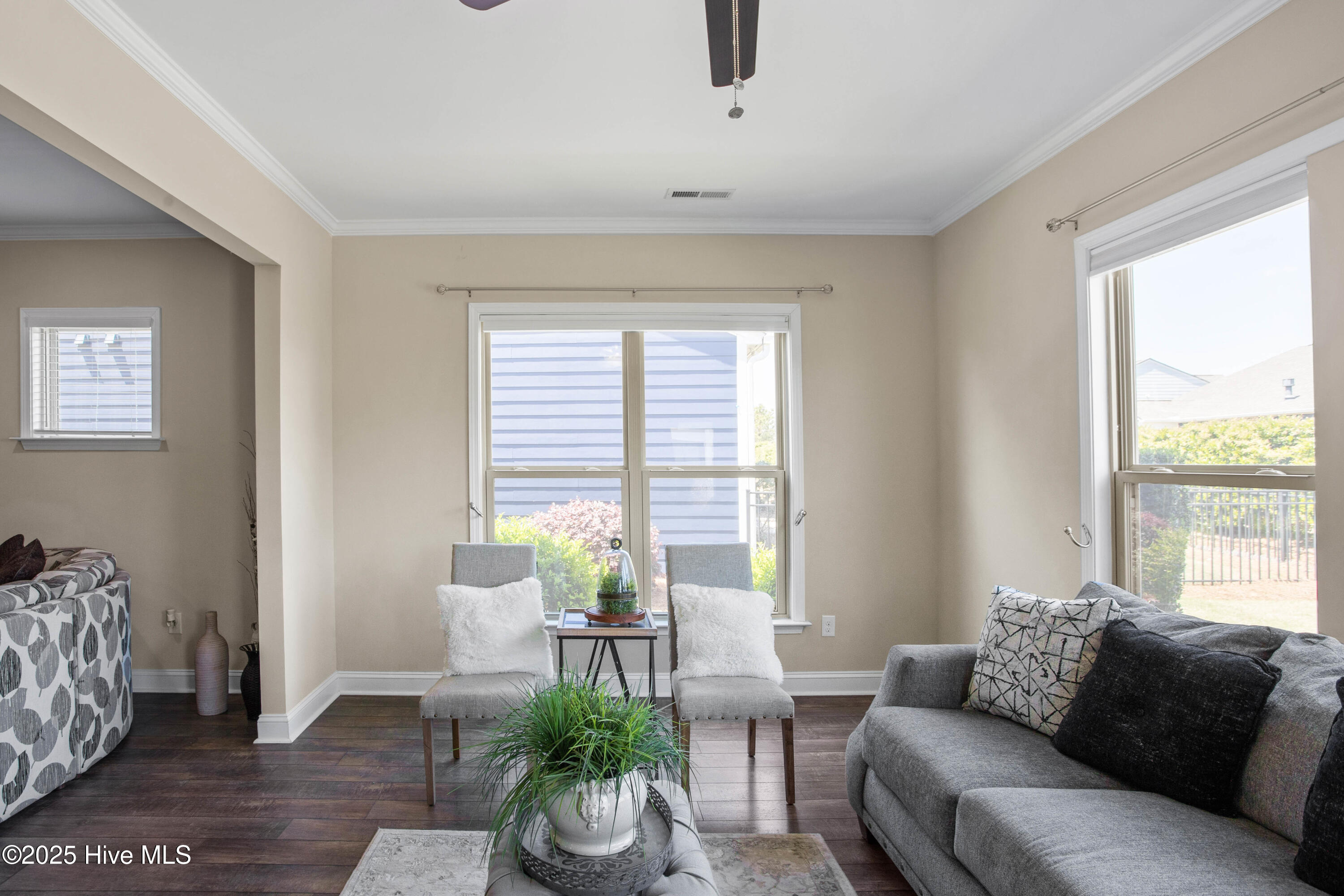 100476655 | Photo 21