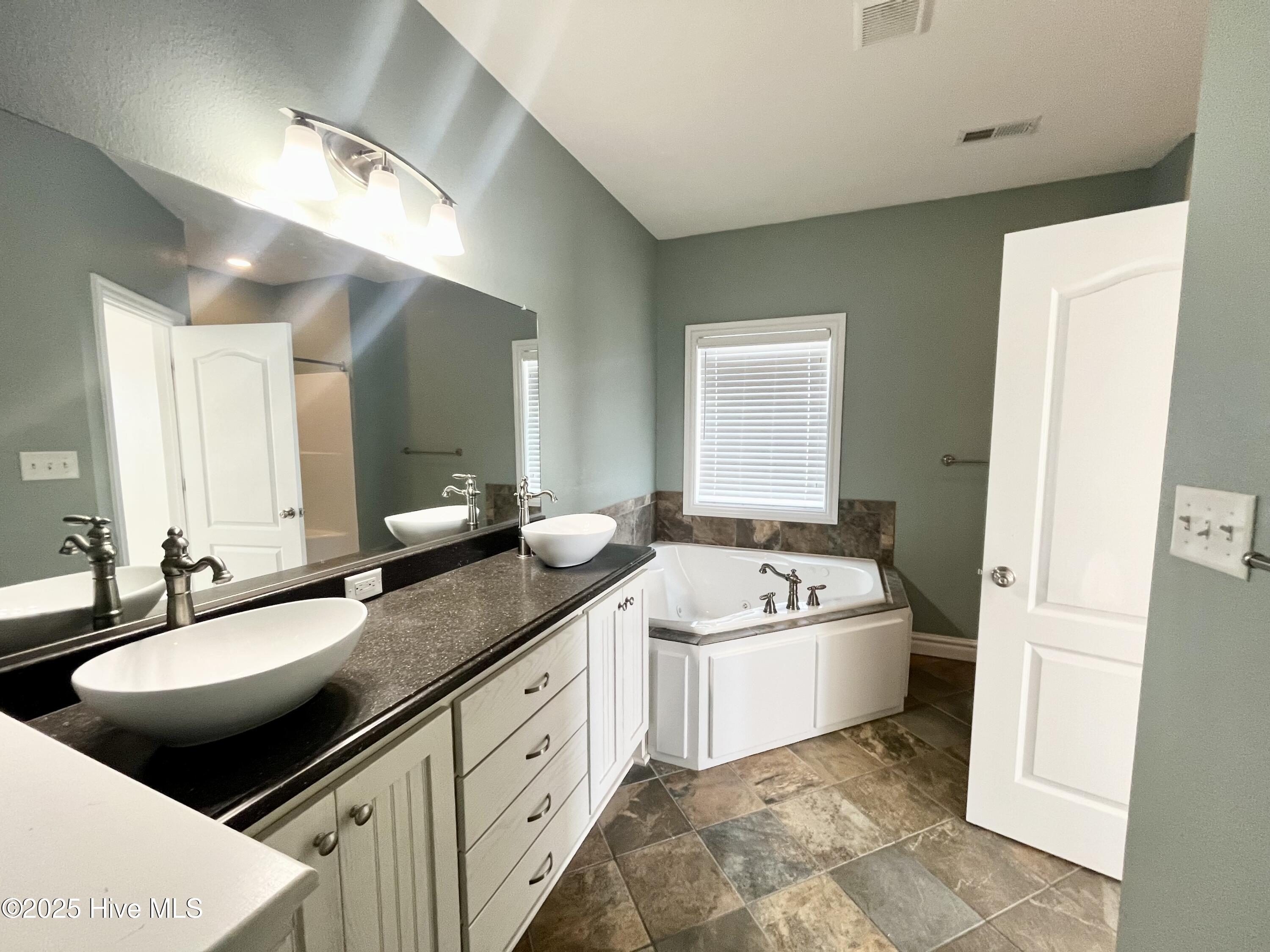 150 Travis Boulevard, Moyock, NC, 27958