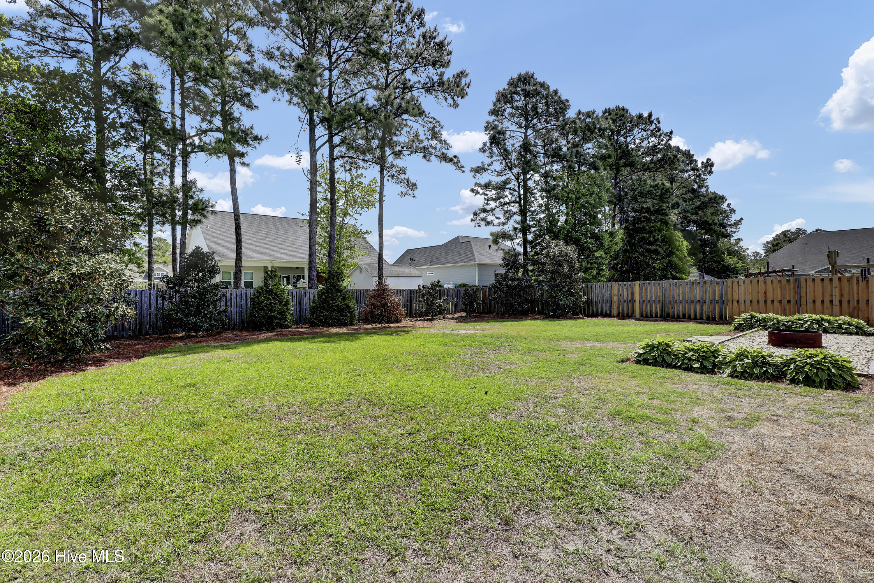 100569248 | Photo 50