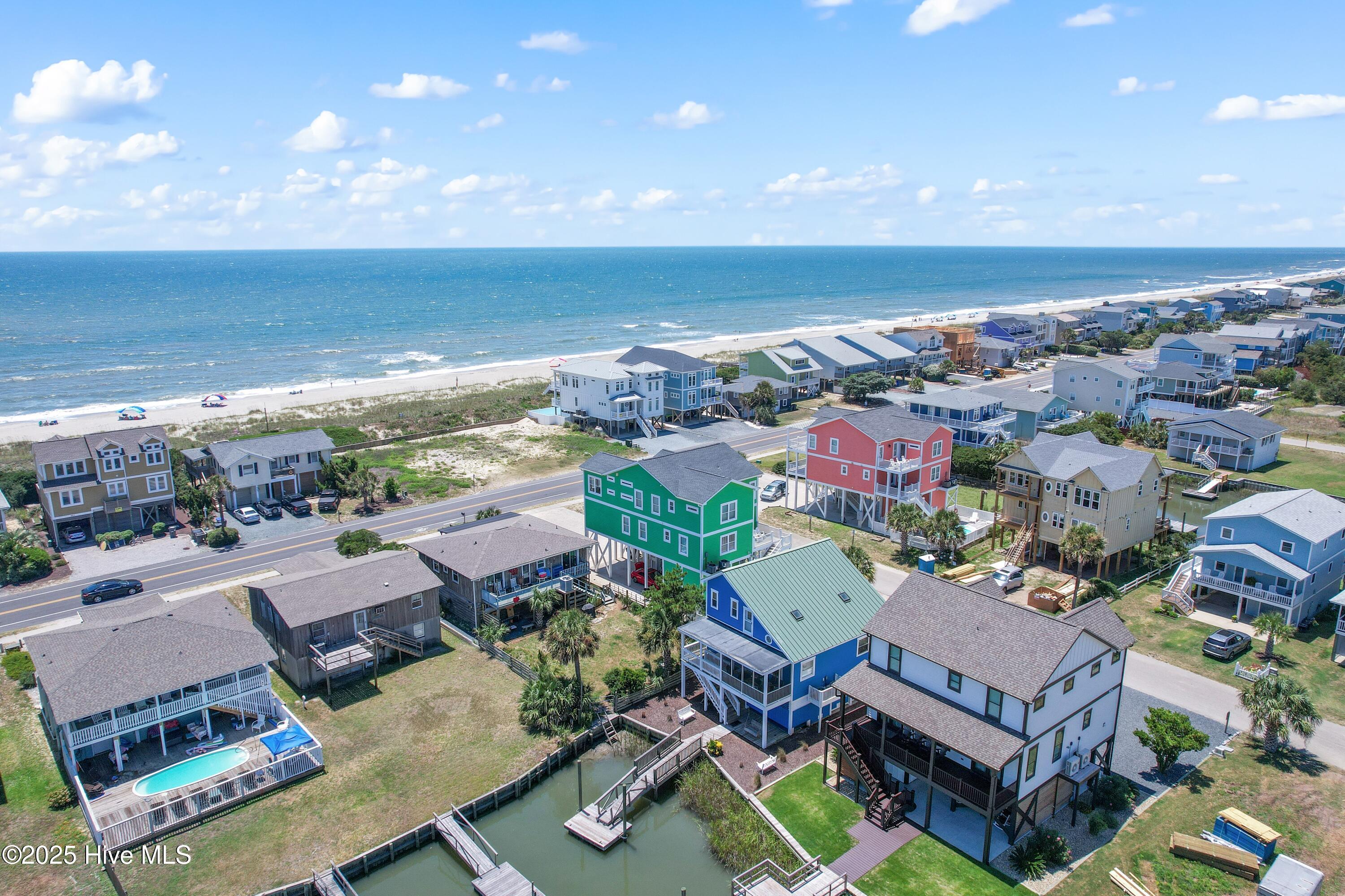 100520391 | Photo 38