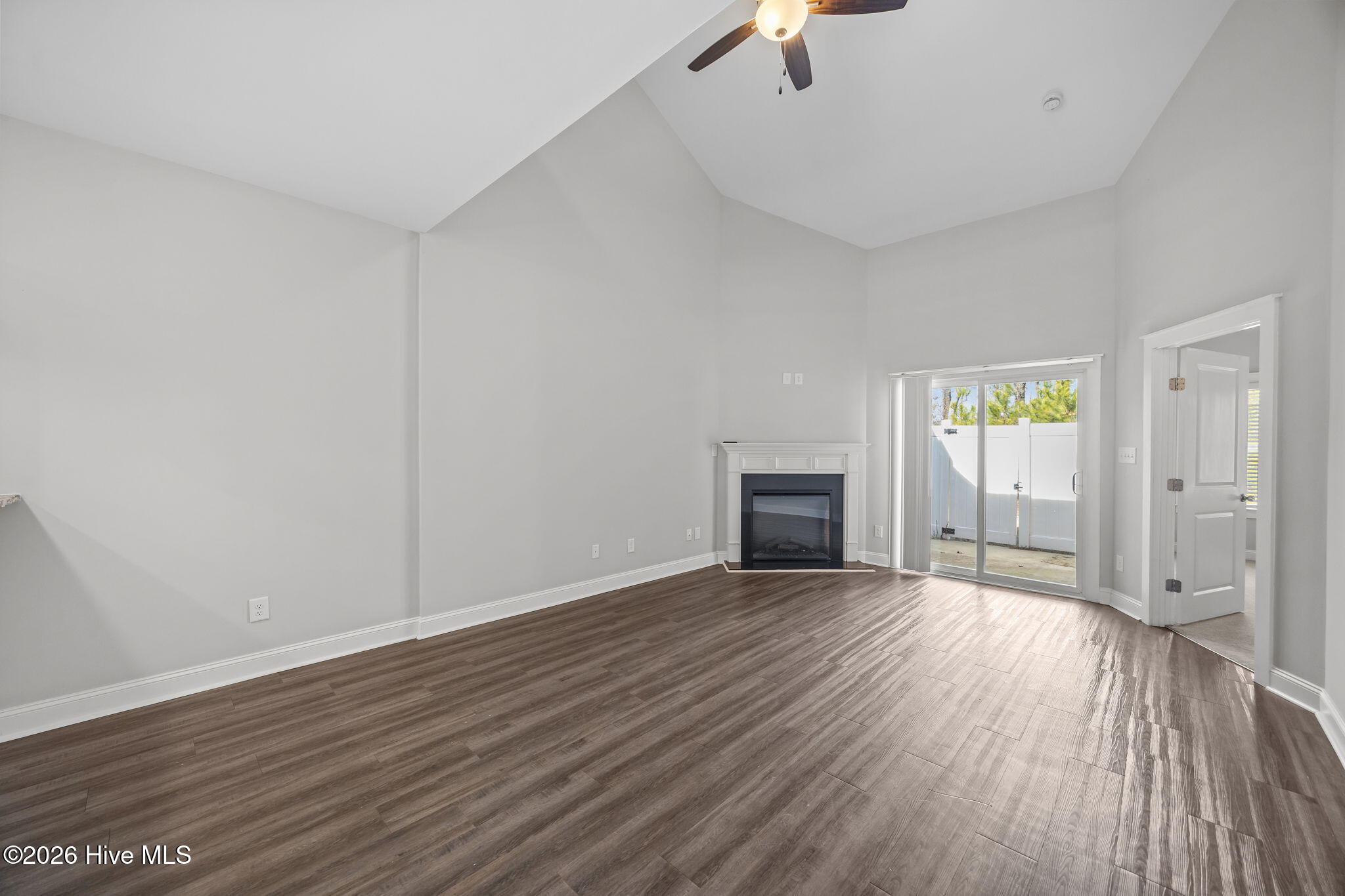 1819 Fox Den Way UNIT 3, Greenville, NC, 27858