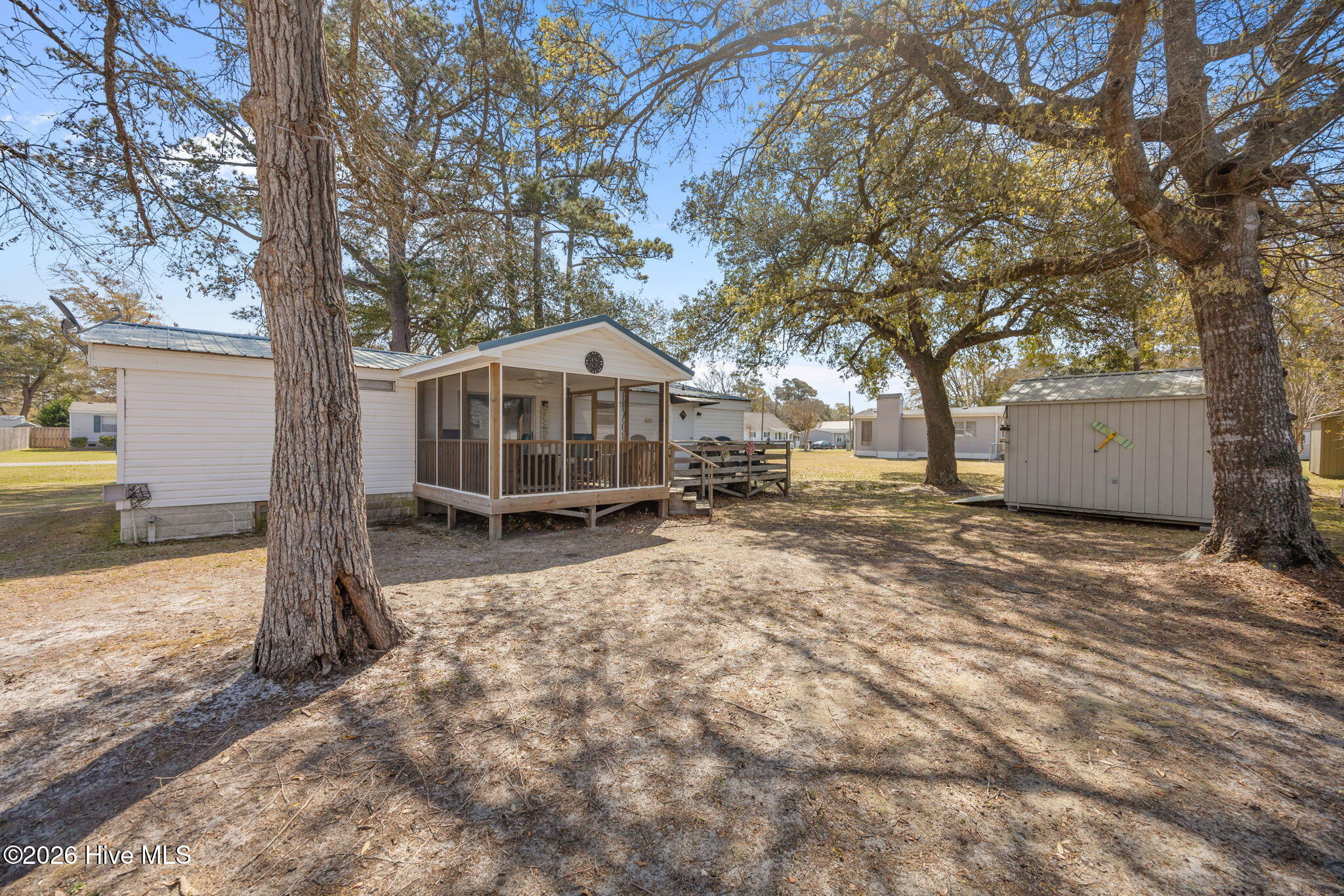 100564054 | Photo 31