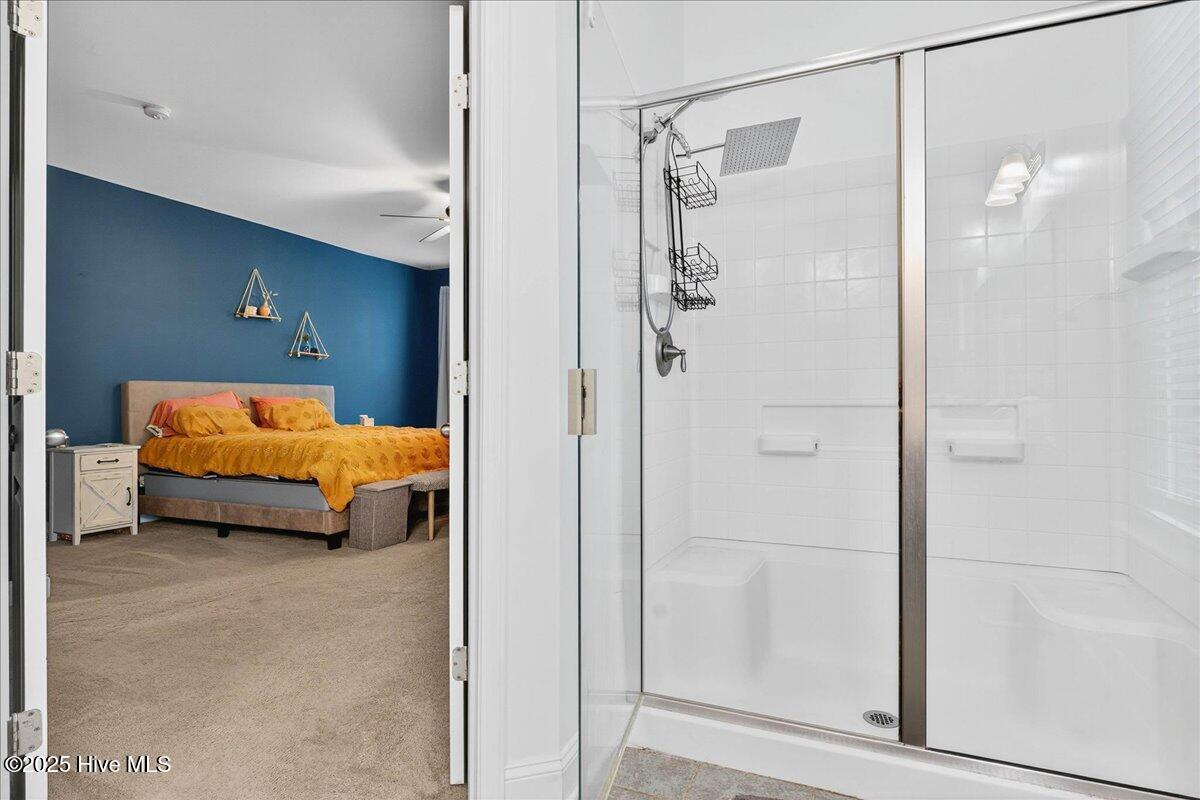 100522769 | Photo 21