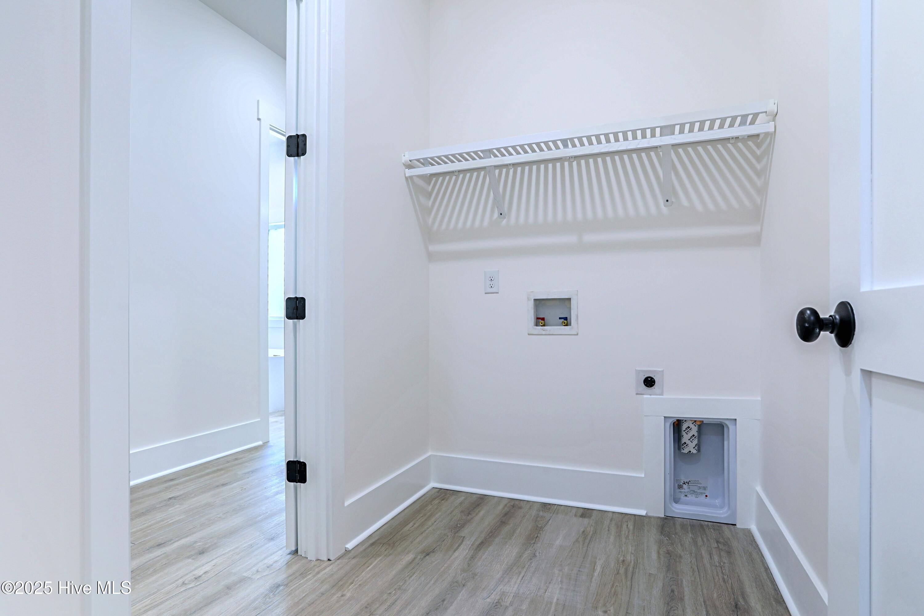 100535738 | Photo 41