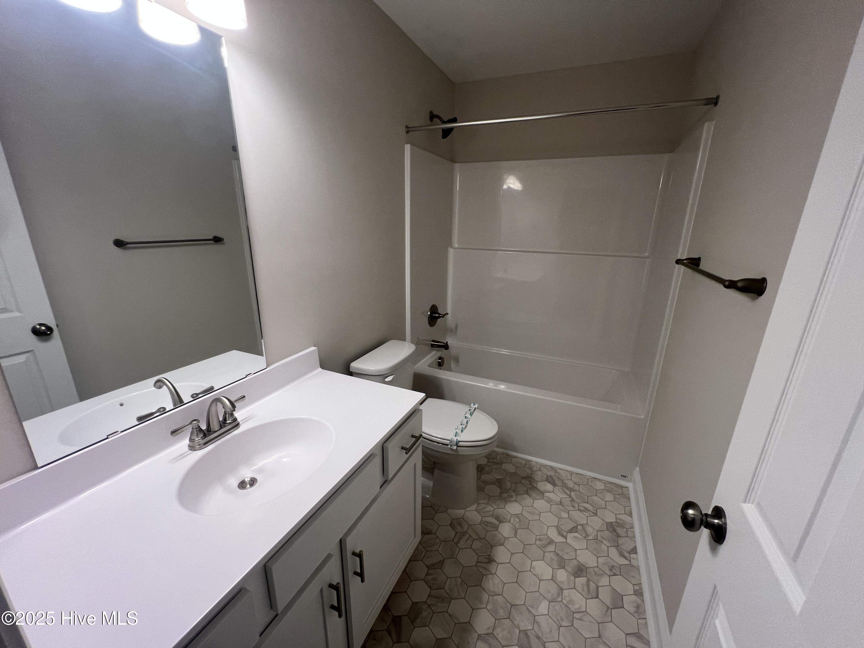 100544968 | Photo 21