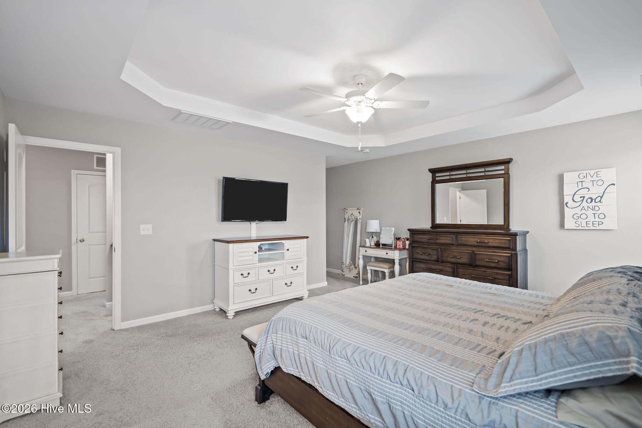 100555693 | Photo 27