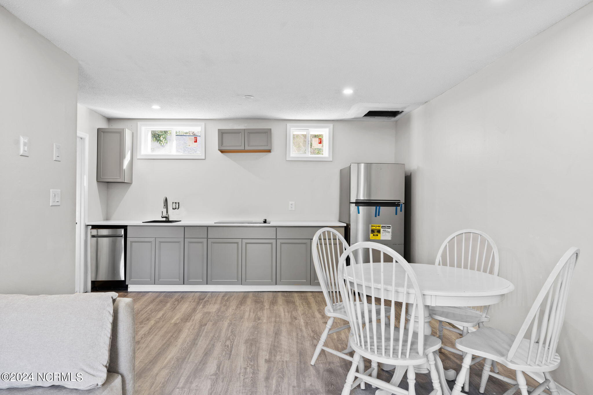 100566764 | Photo 29