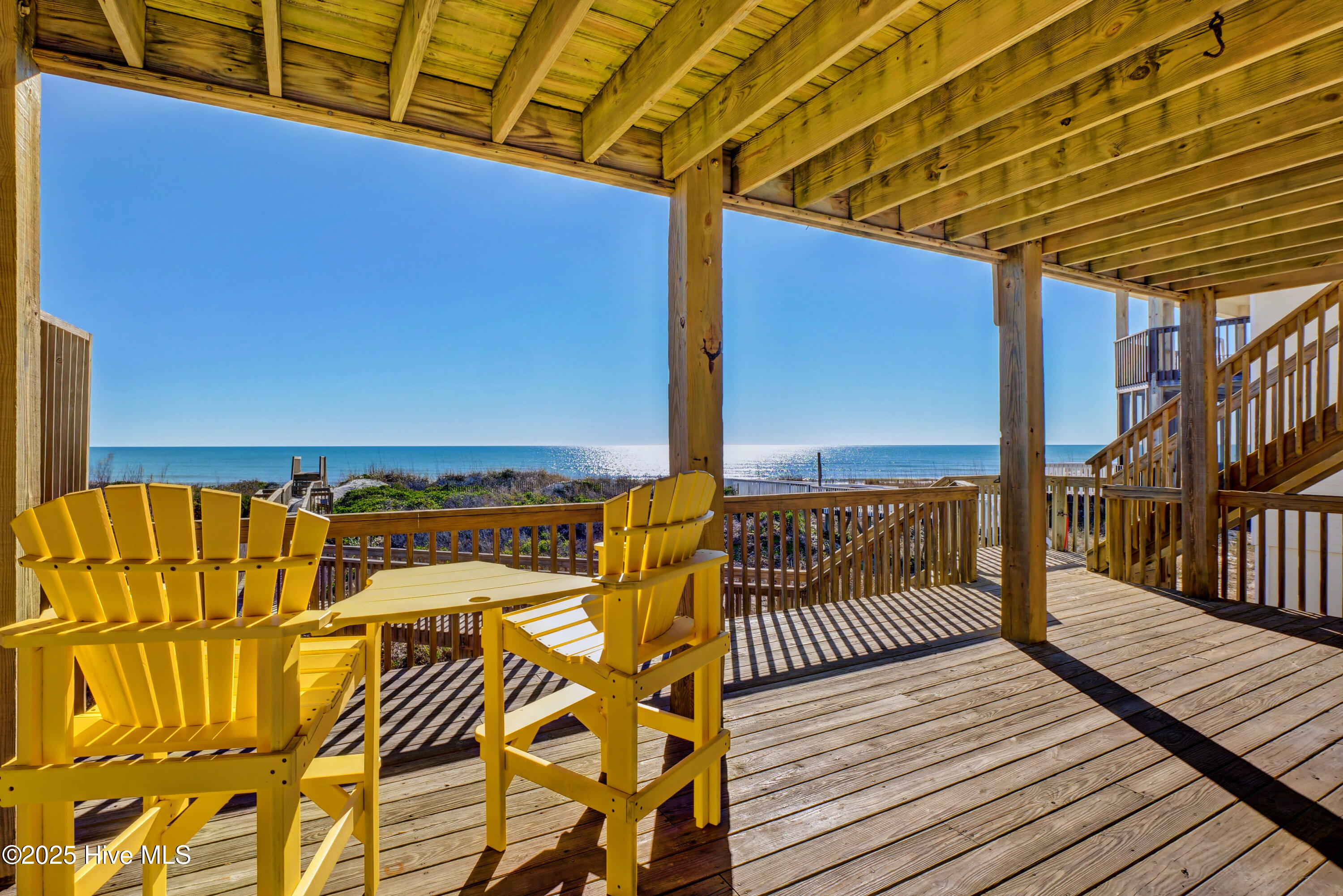 100538972 | Photo 59