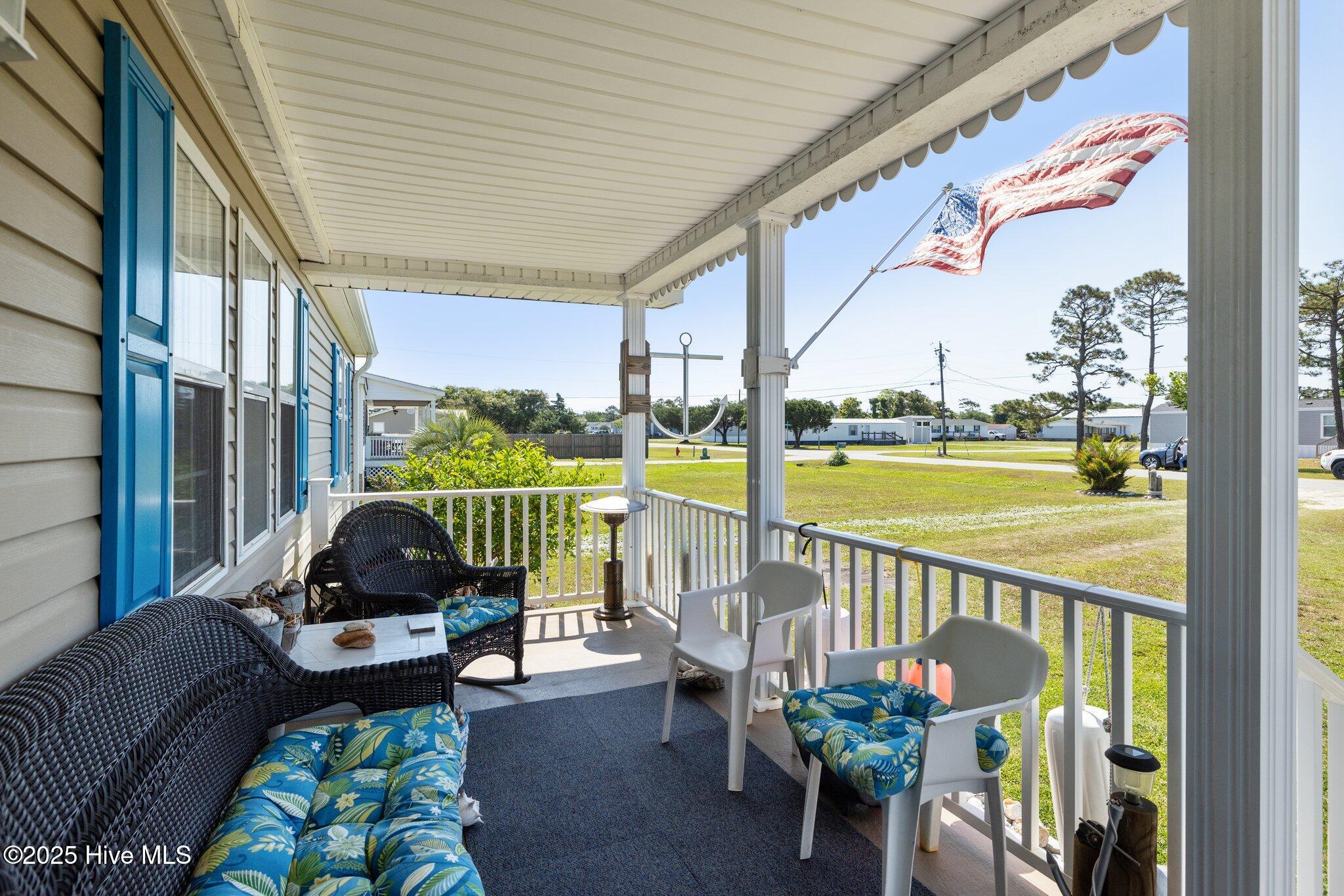 139 Diamond City Drive, Harkers Island, NC, 28531