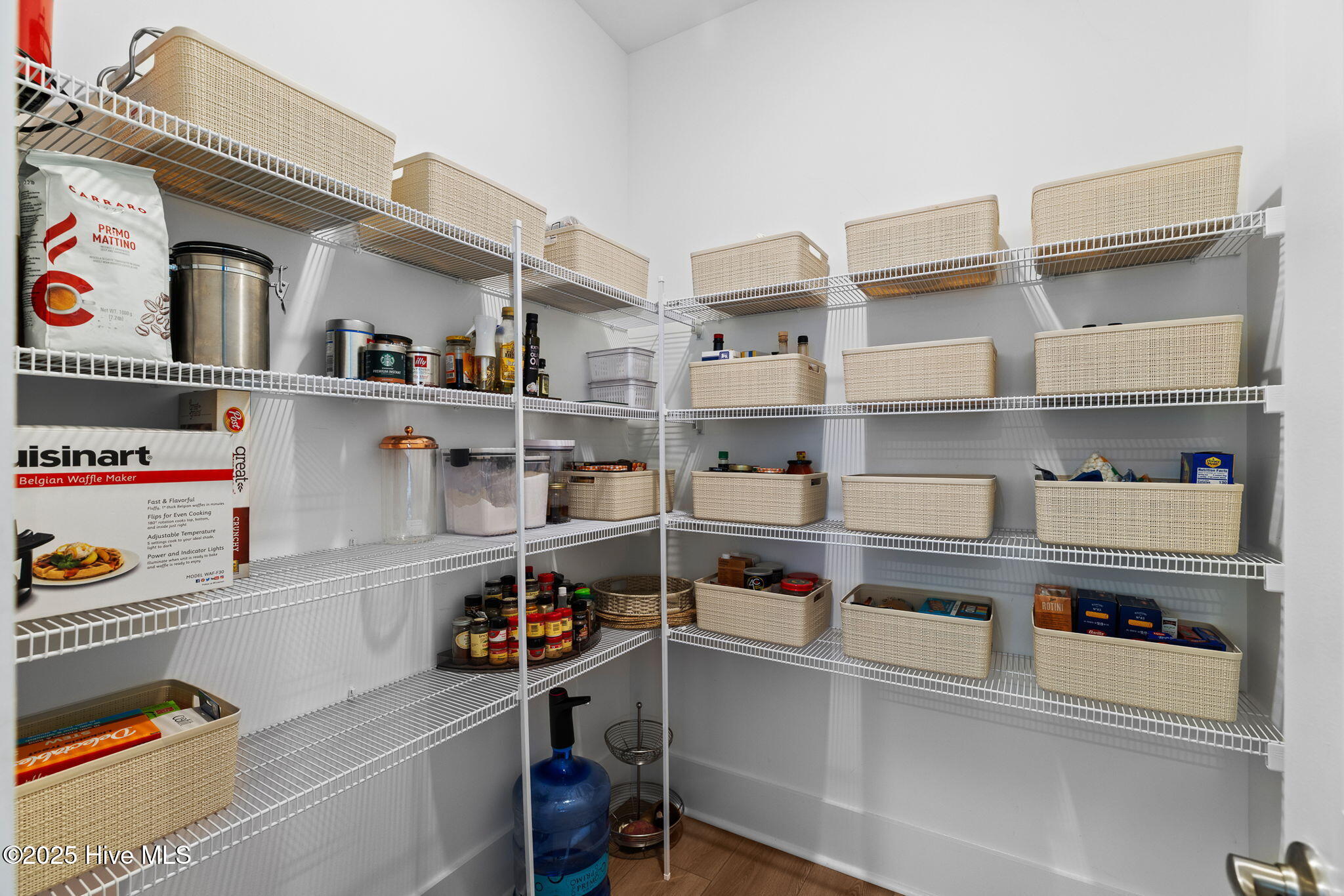 100534721 | Photo 16