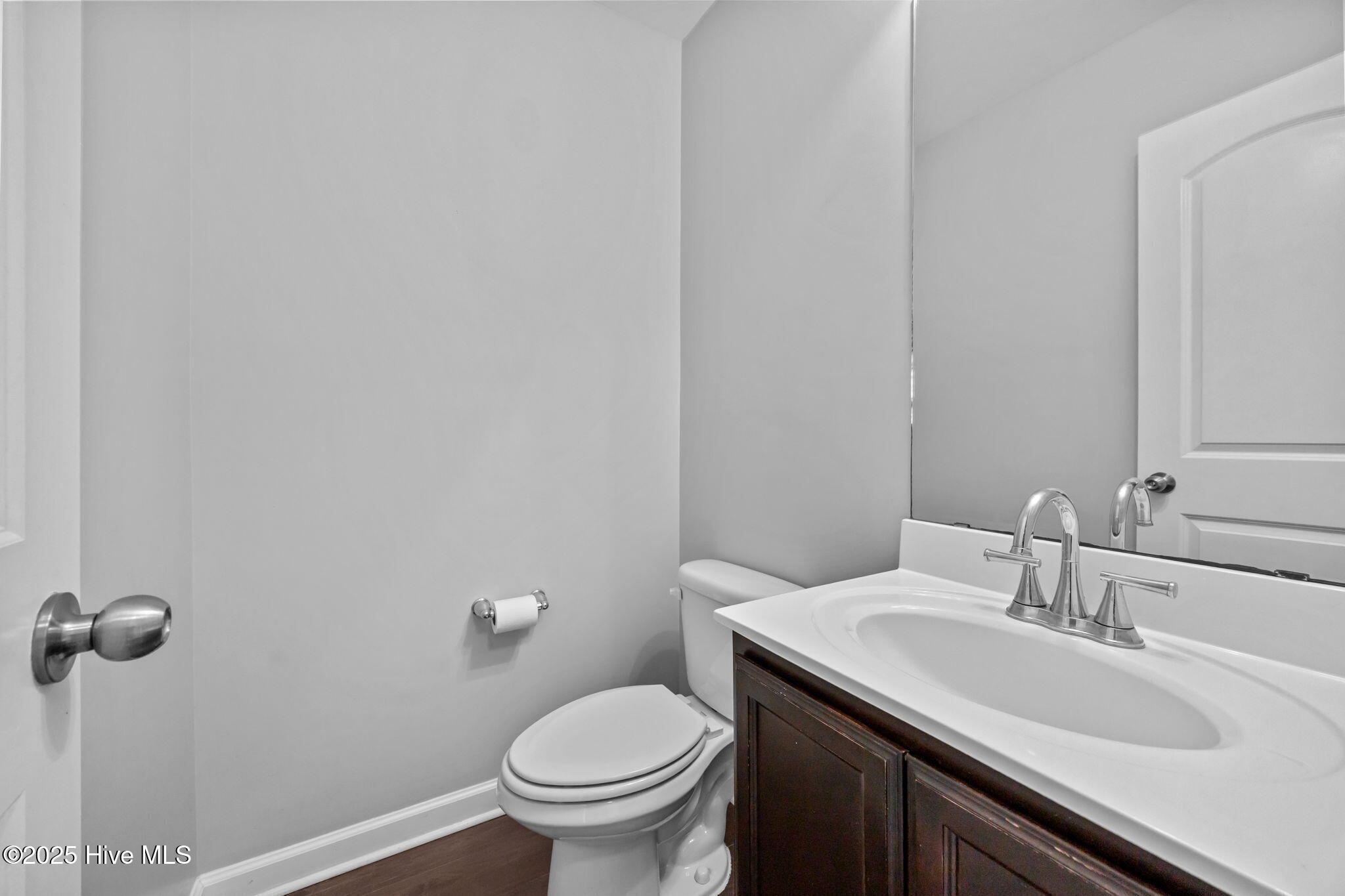 100542971 | Photo 15