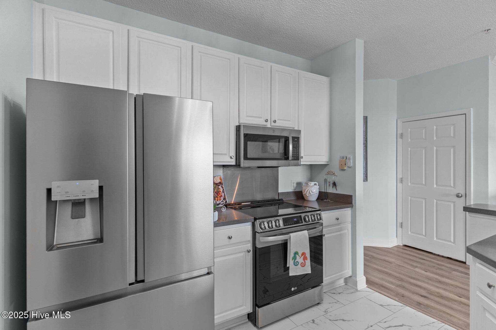 100531707 | Photo 41