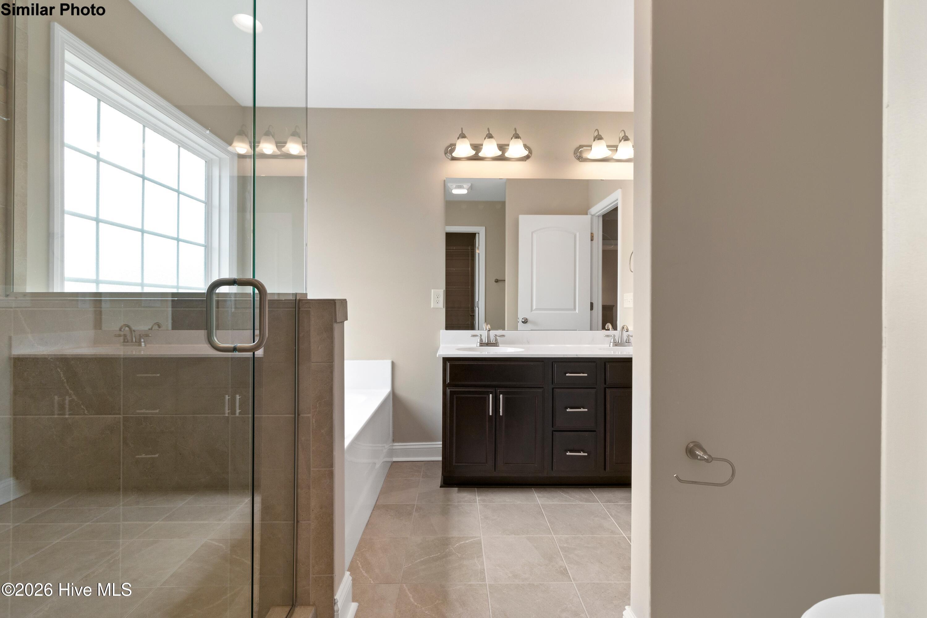 100552213 | Photo 26