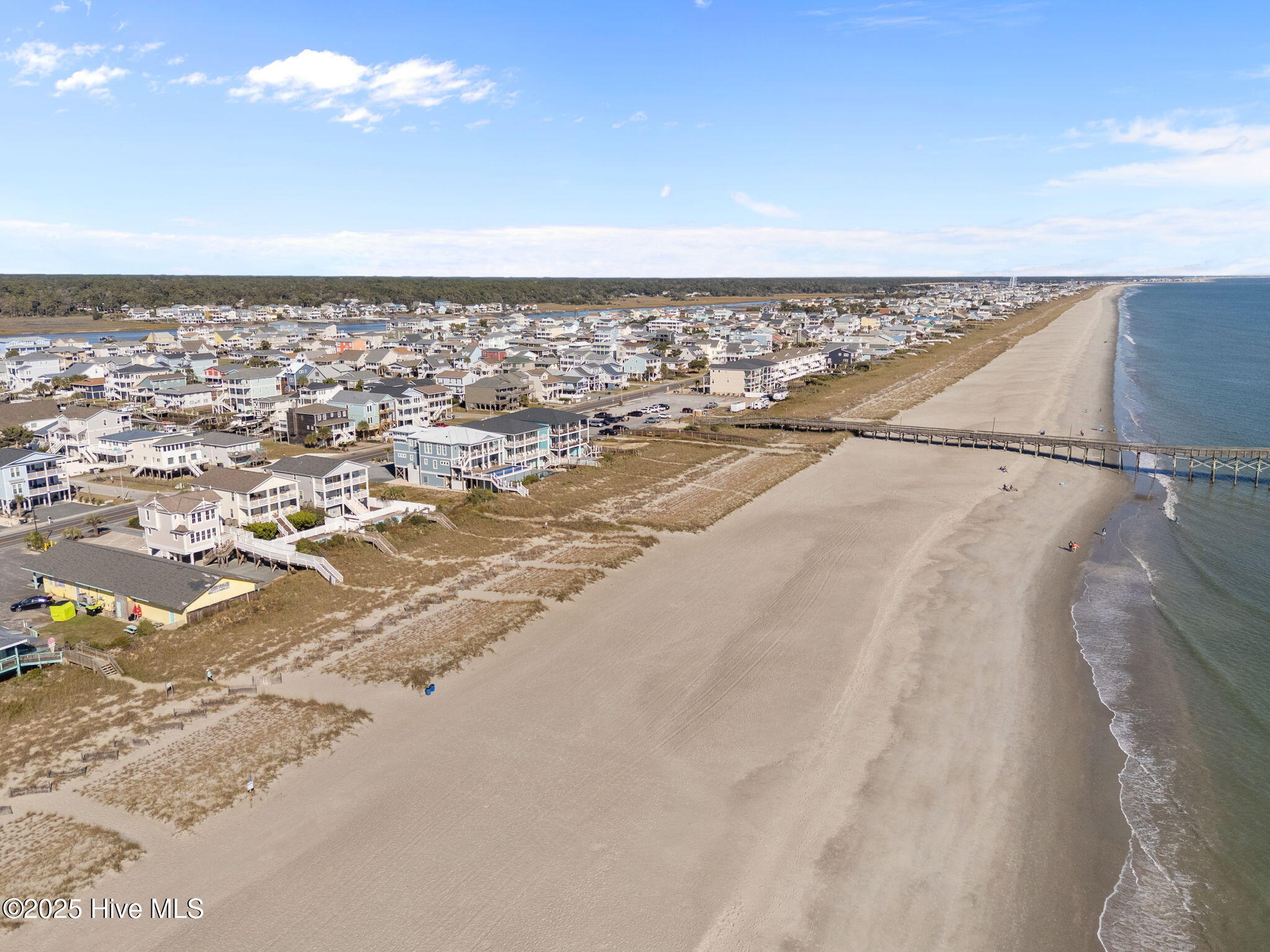 100539989 | Photo 51