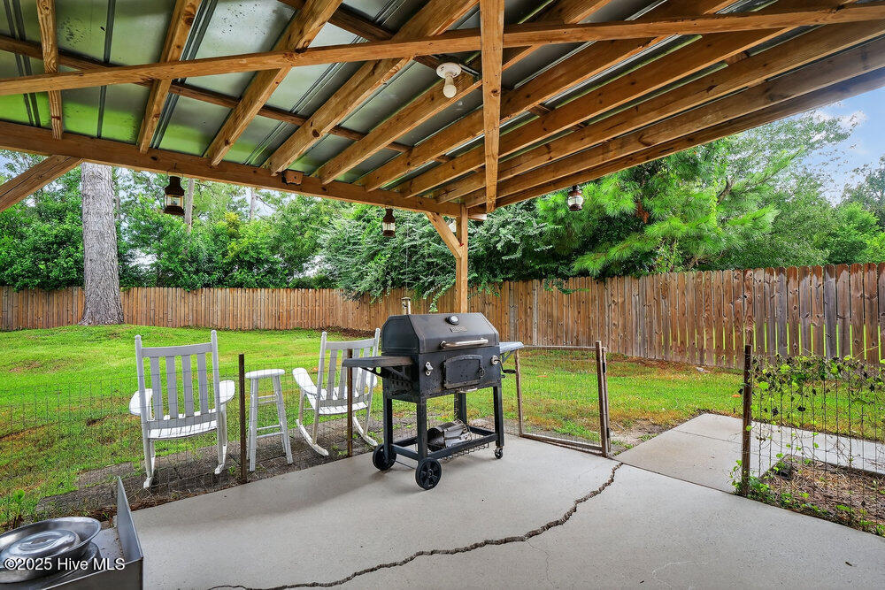 100527108 | Photo 23