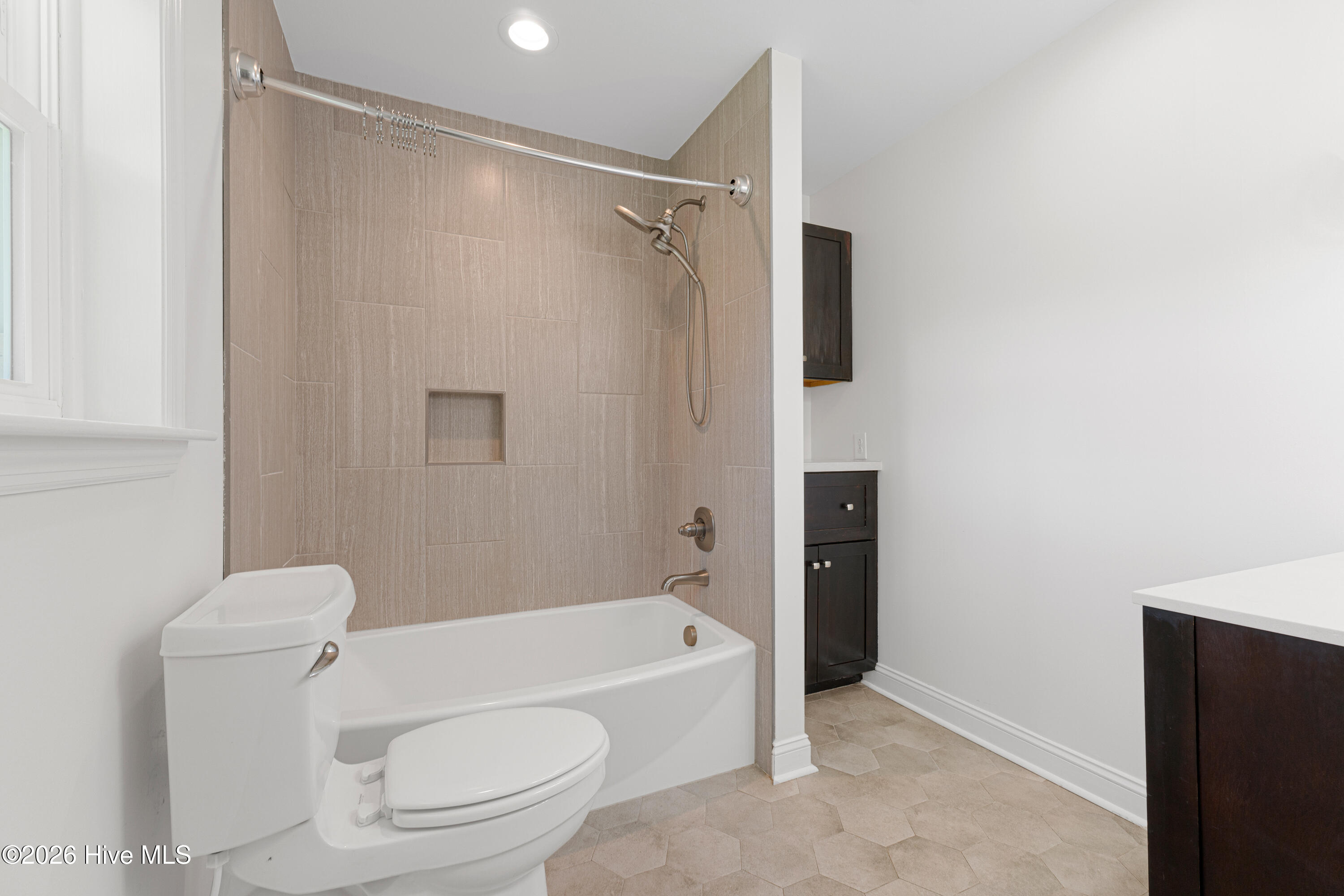1705 River Drive,Morehead City