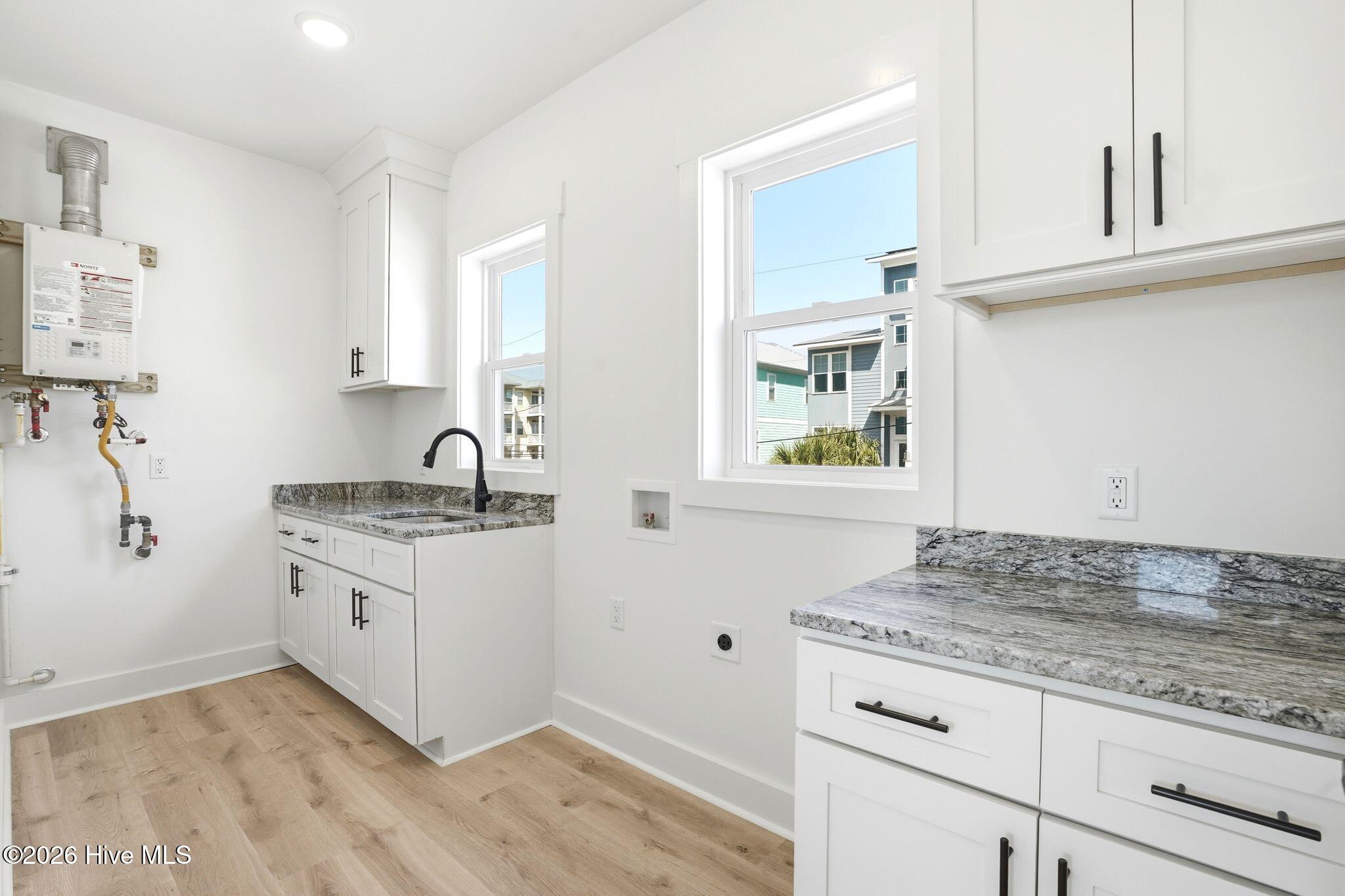 100561284 | Photo 21