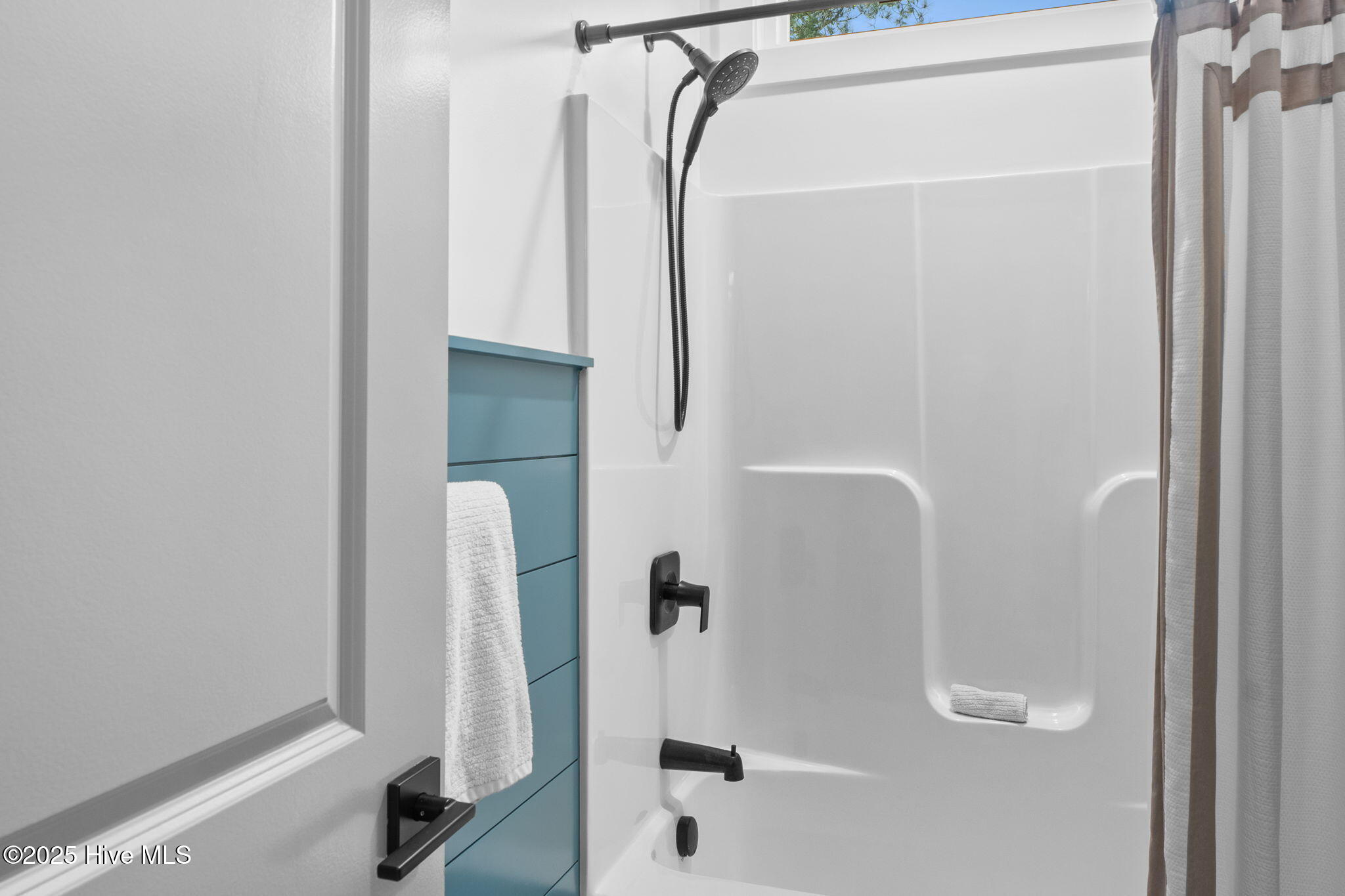 100559638 | Photo 53