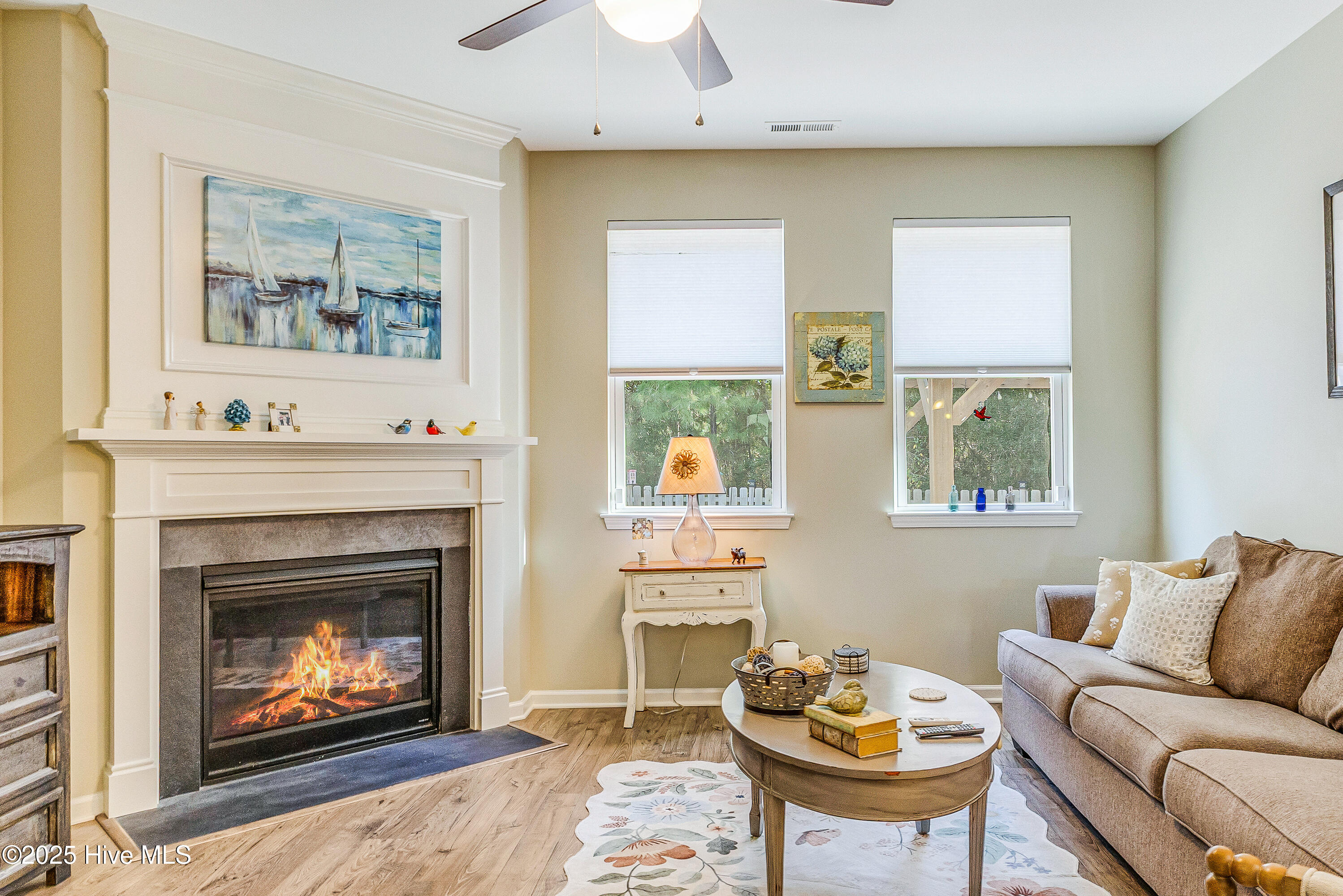 100547068 | Photo 11