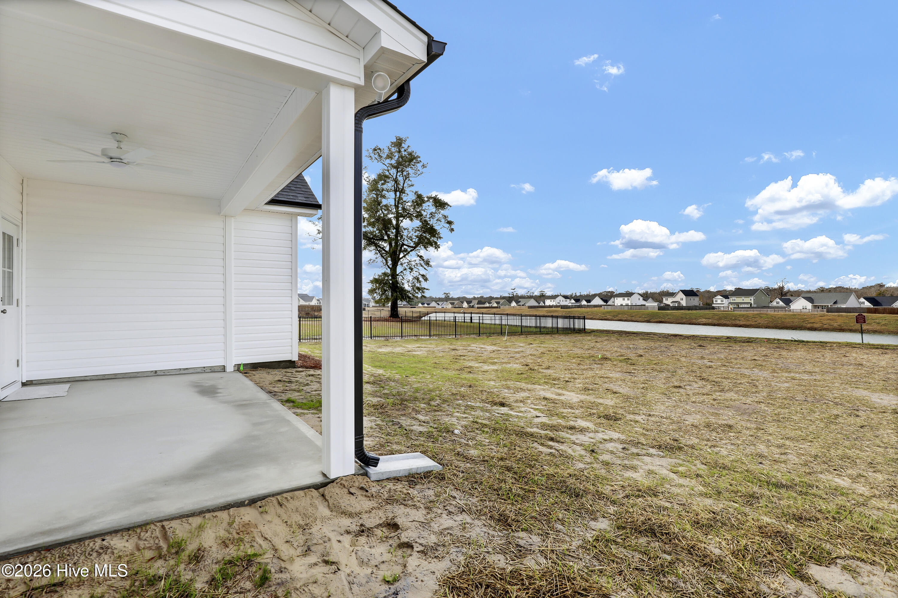 100547991 | Photo 27