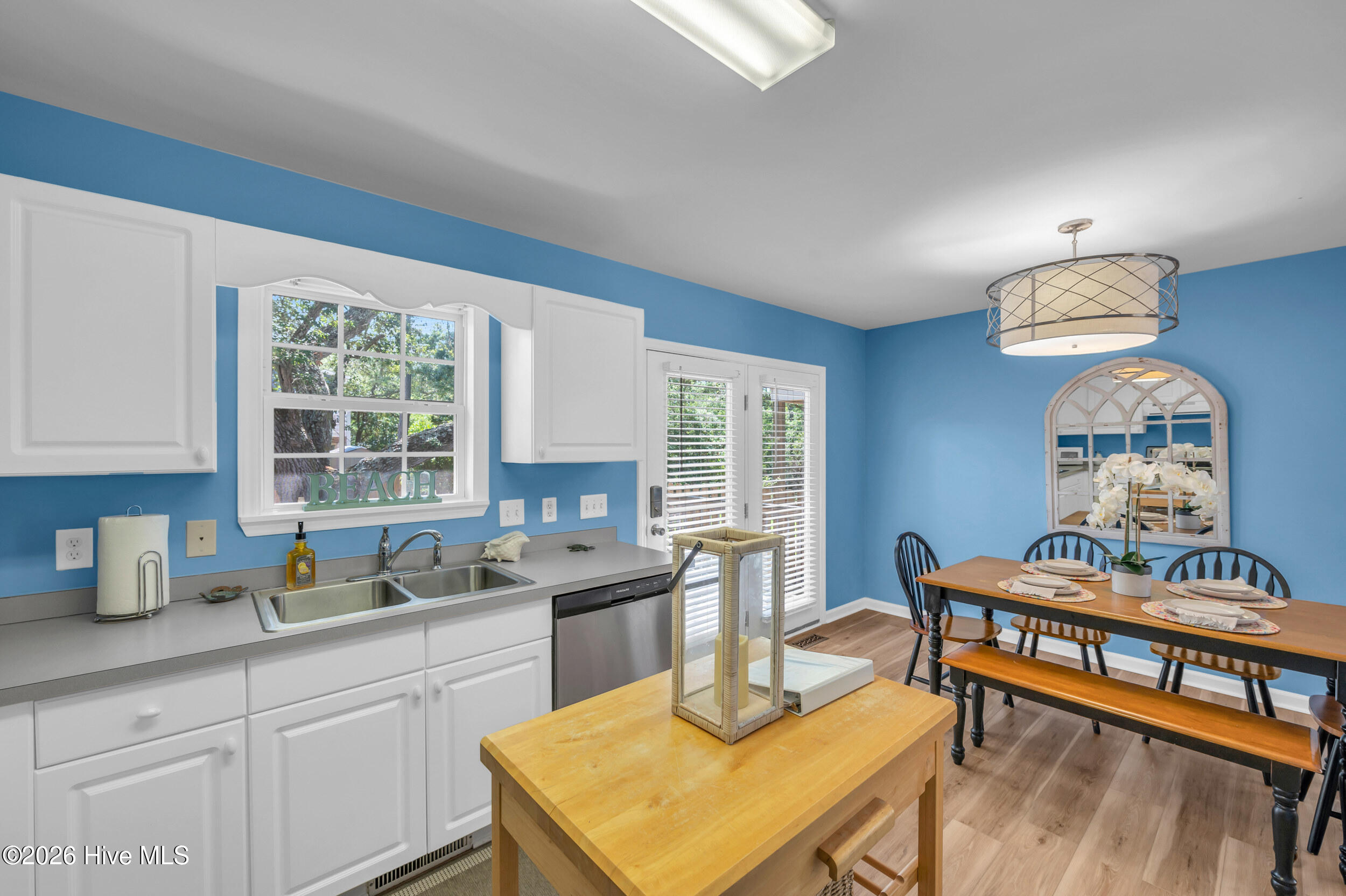 100565578 | Photo 15