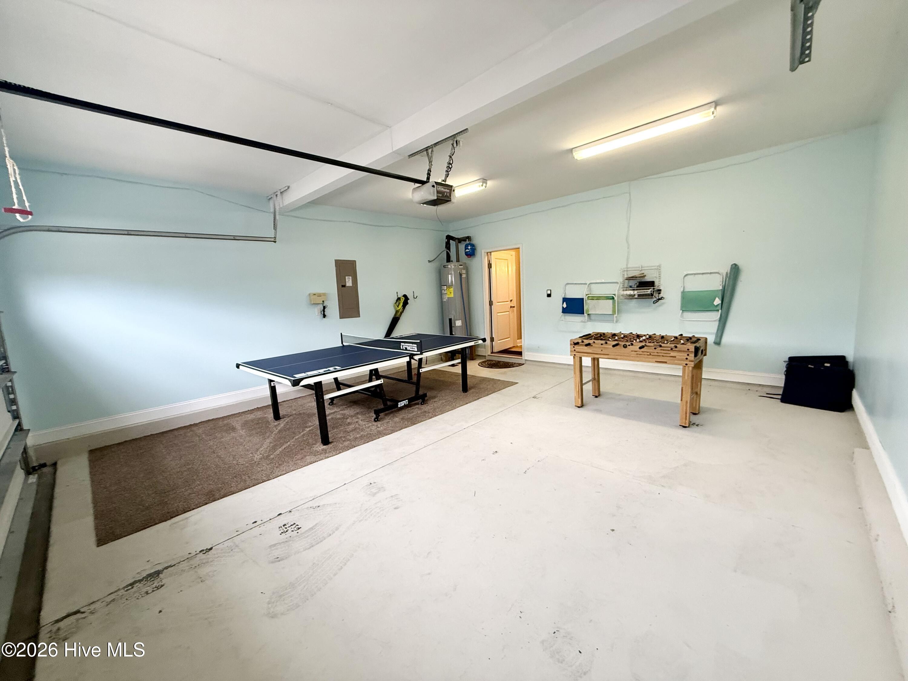 100550807 | Photo 43