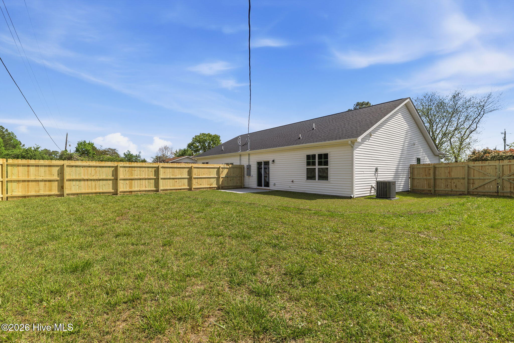 100562147 | Photo 56