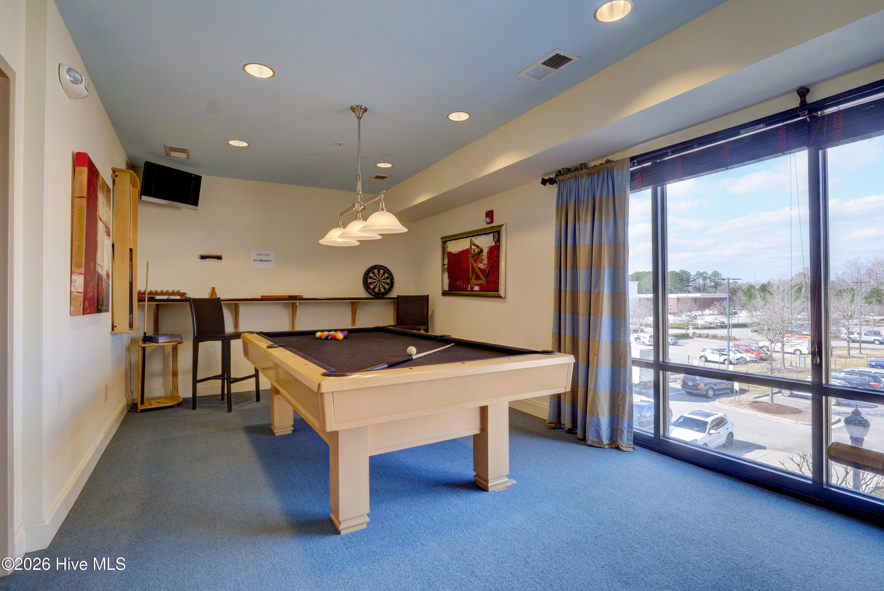 100558584 | Photo 31