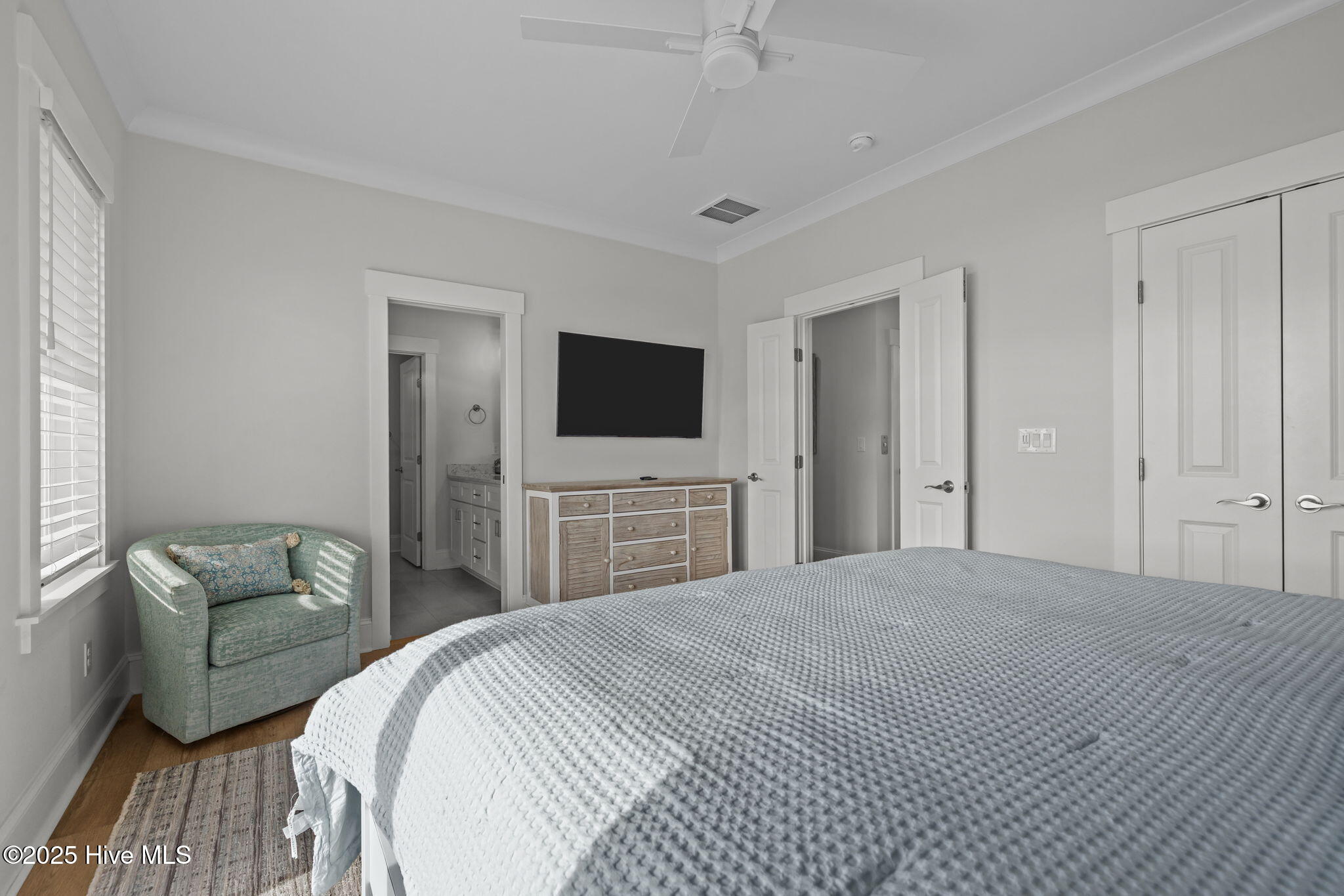 100544208 | Photo 18