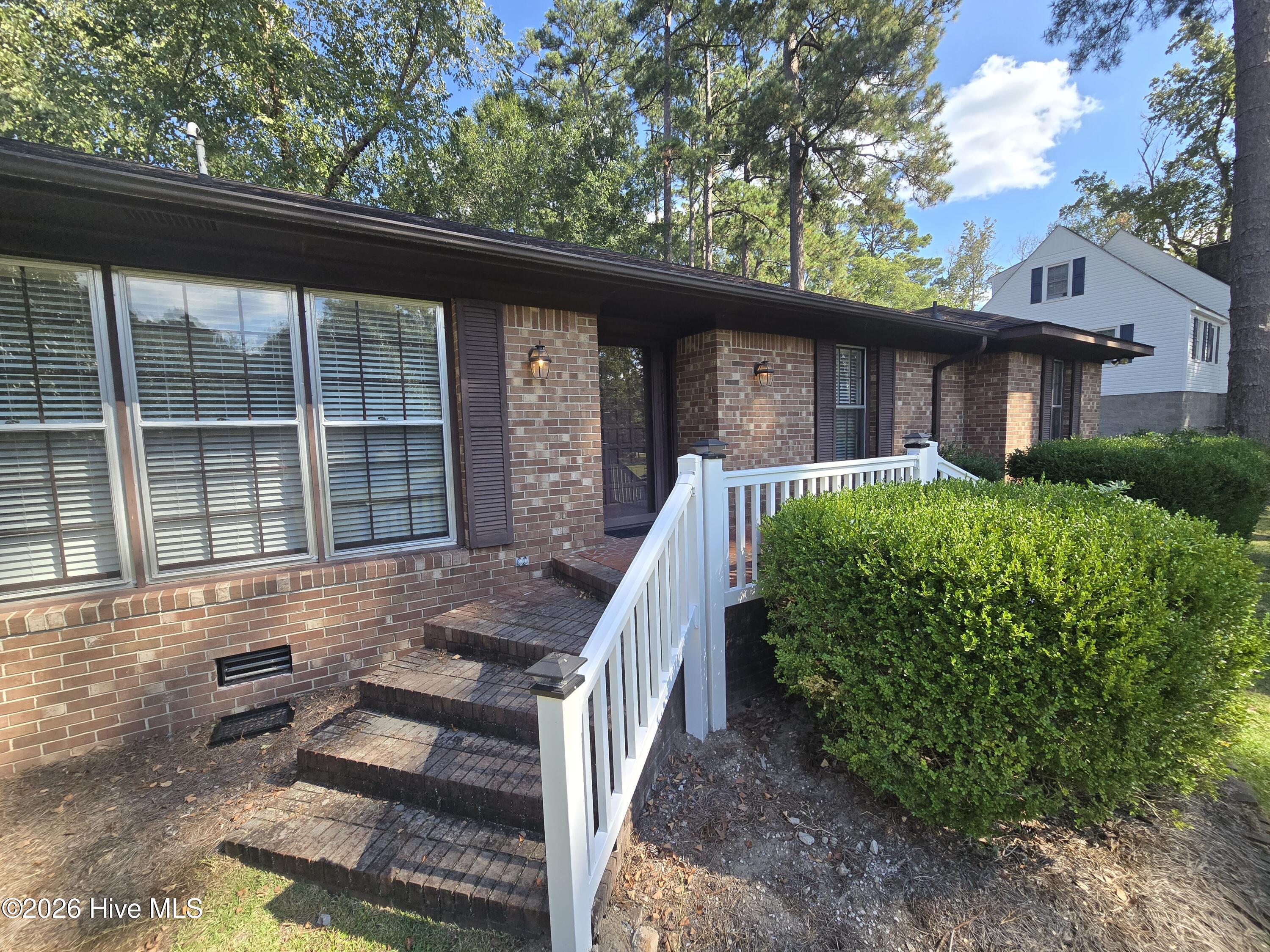 Photo 1 of Single family home for sale at 202 Hvn Way S, Washington, NC 27889 | MLS# 100607487 | Listing updated on 2026-10-05
