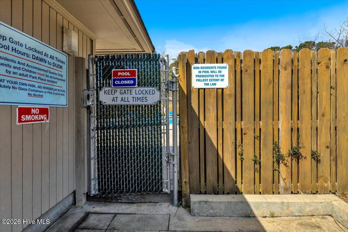 100565439 | Photo 20