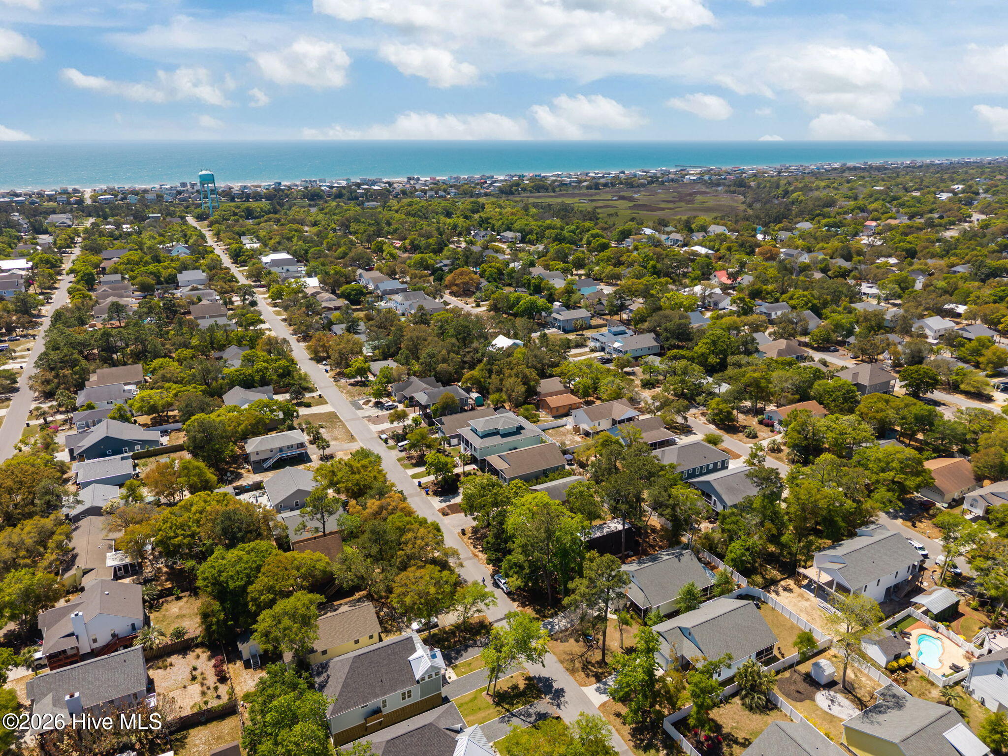 100566171 | Photo 52