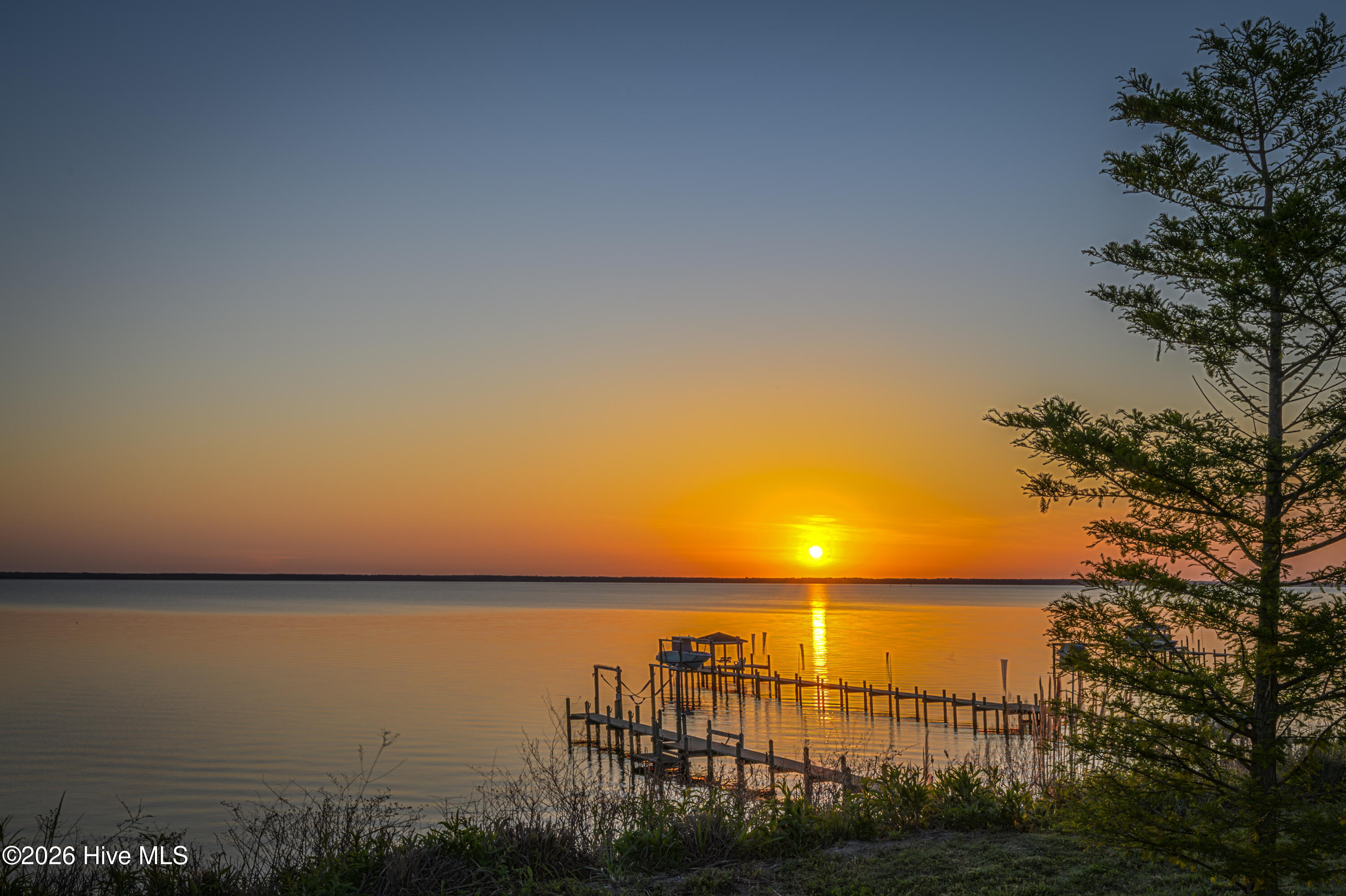 Sunrise over the Neuse River