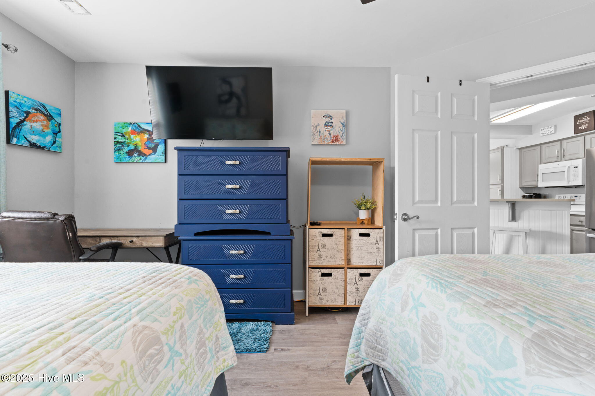 100538778 | Photo 41