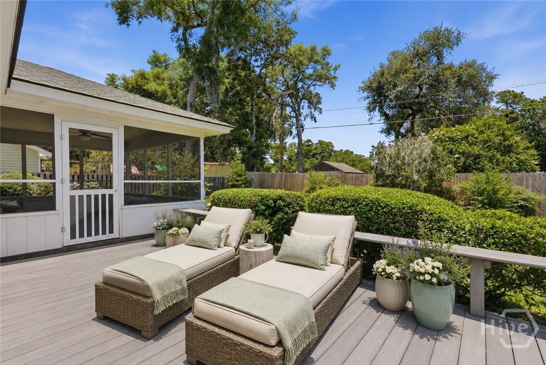 The deck has been virtually staged.