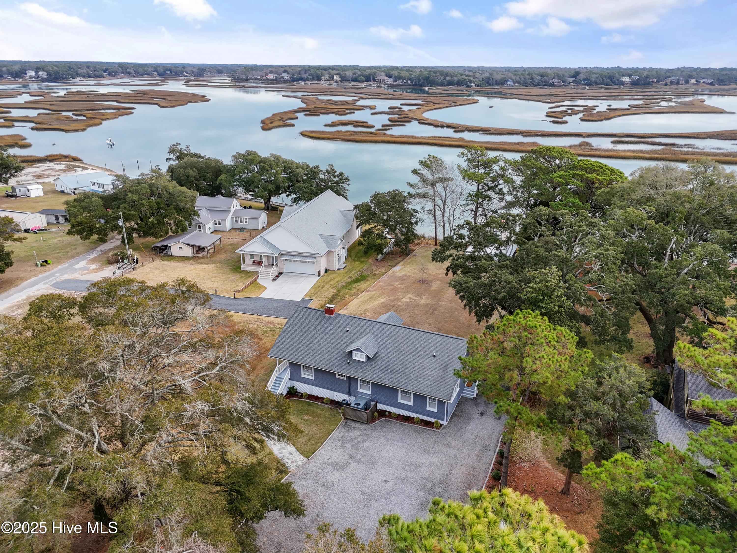 100544139 | Photo 73