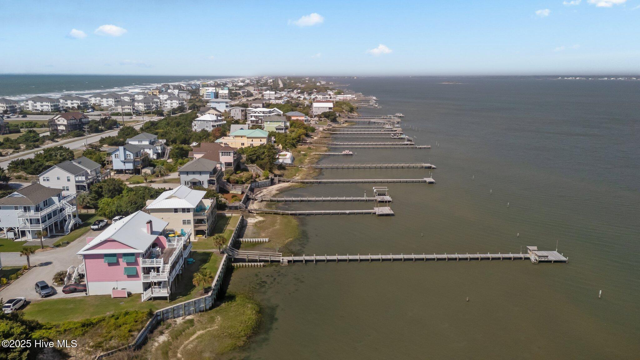 100563008 | Photo 48