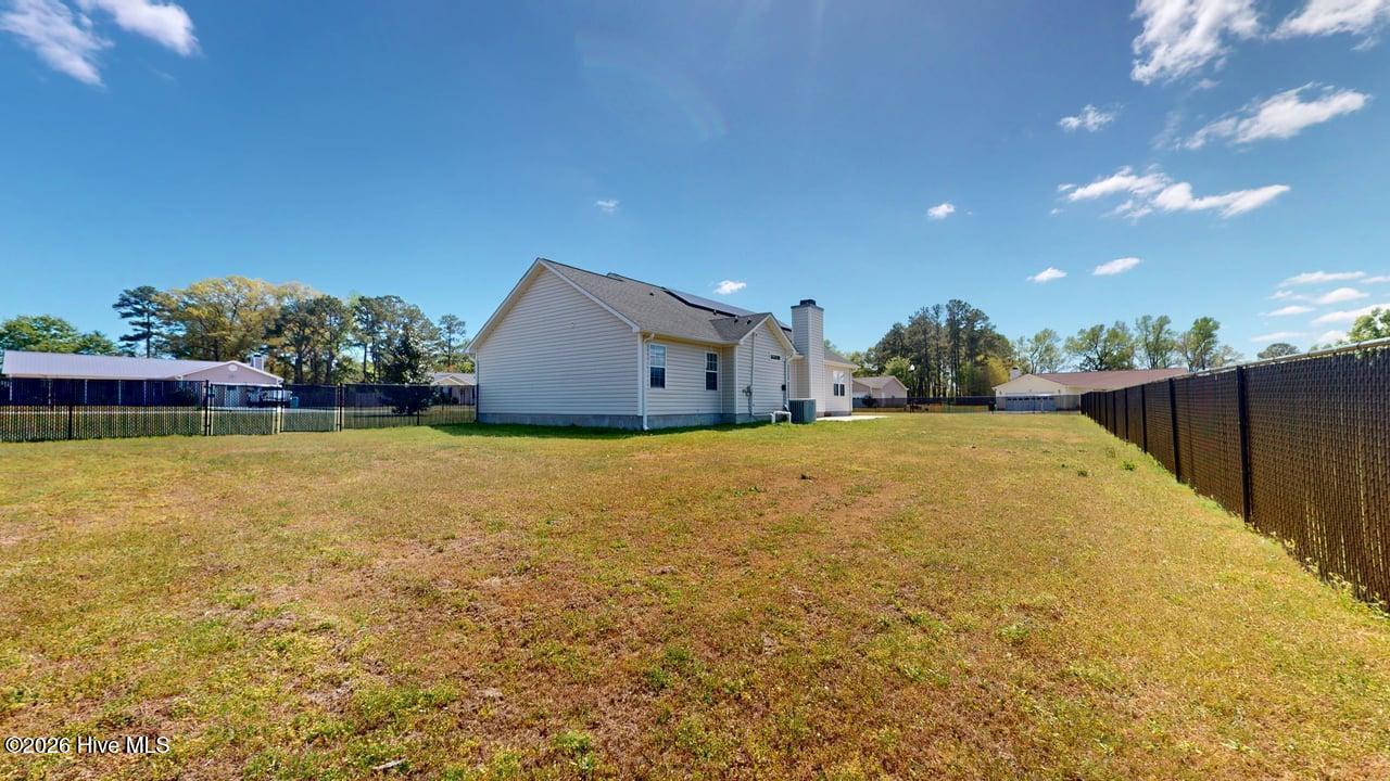 100564739 | Photo 45