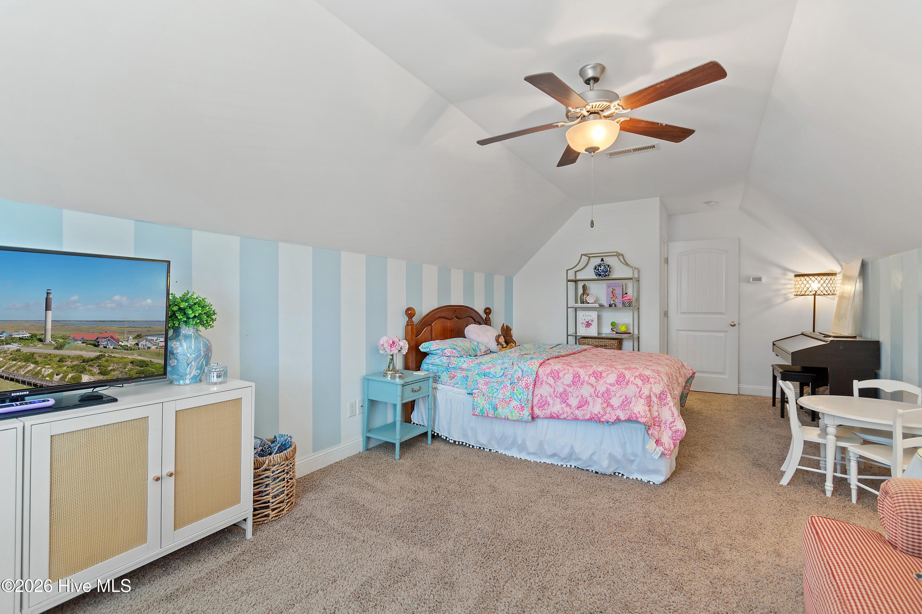 100554024 | Photo 22