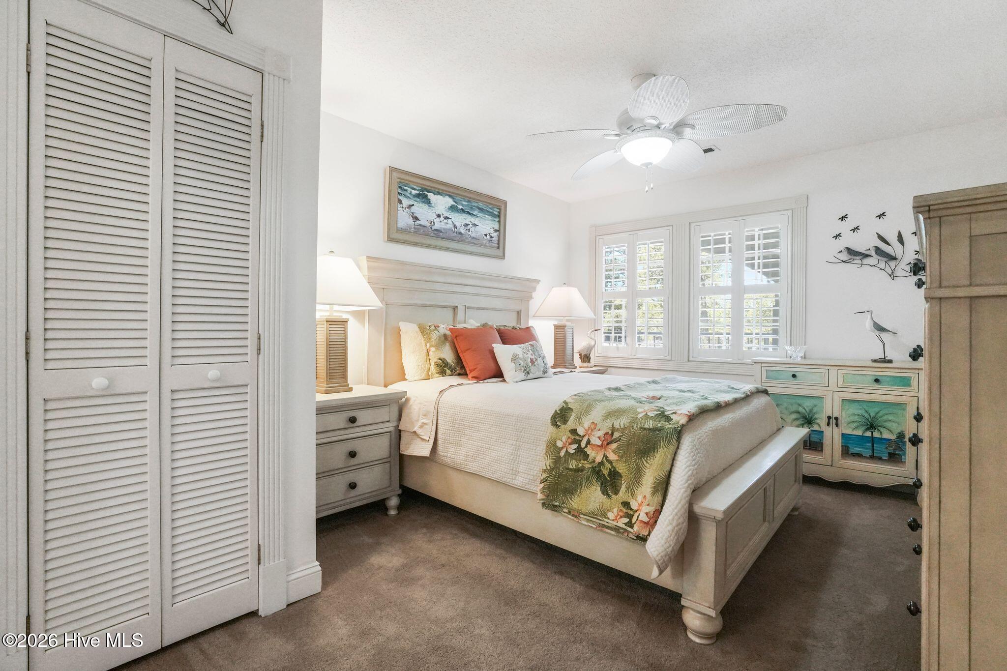 100566696 | Photo 17