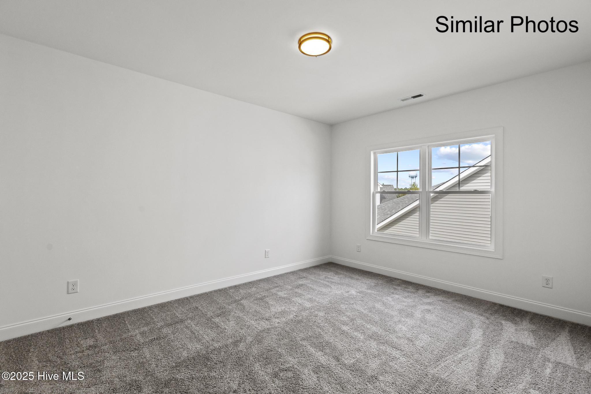 100530024 | Photo 33