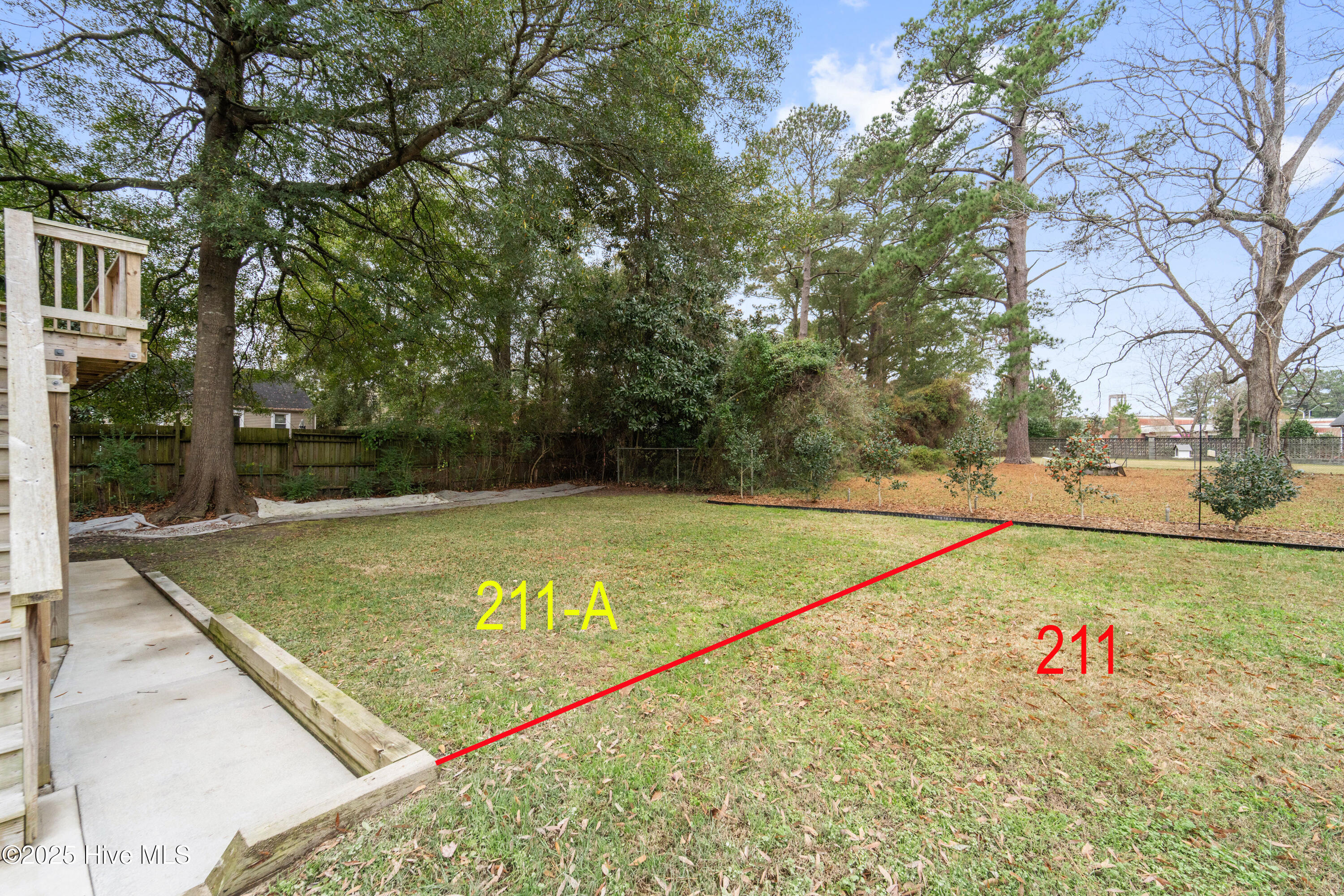 100546439 | Photo 25