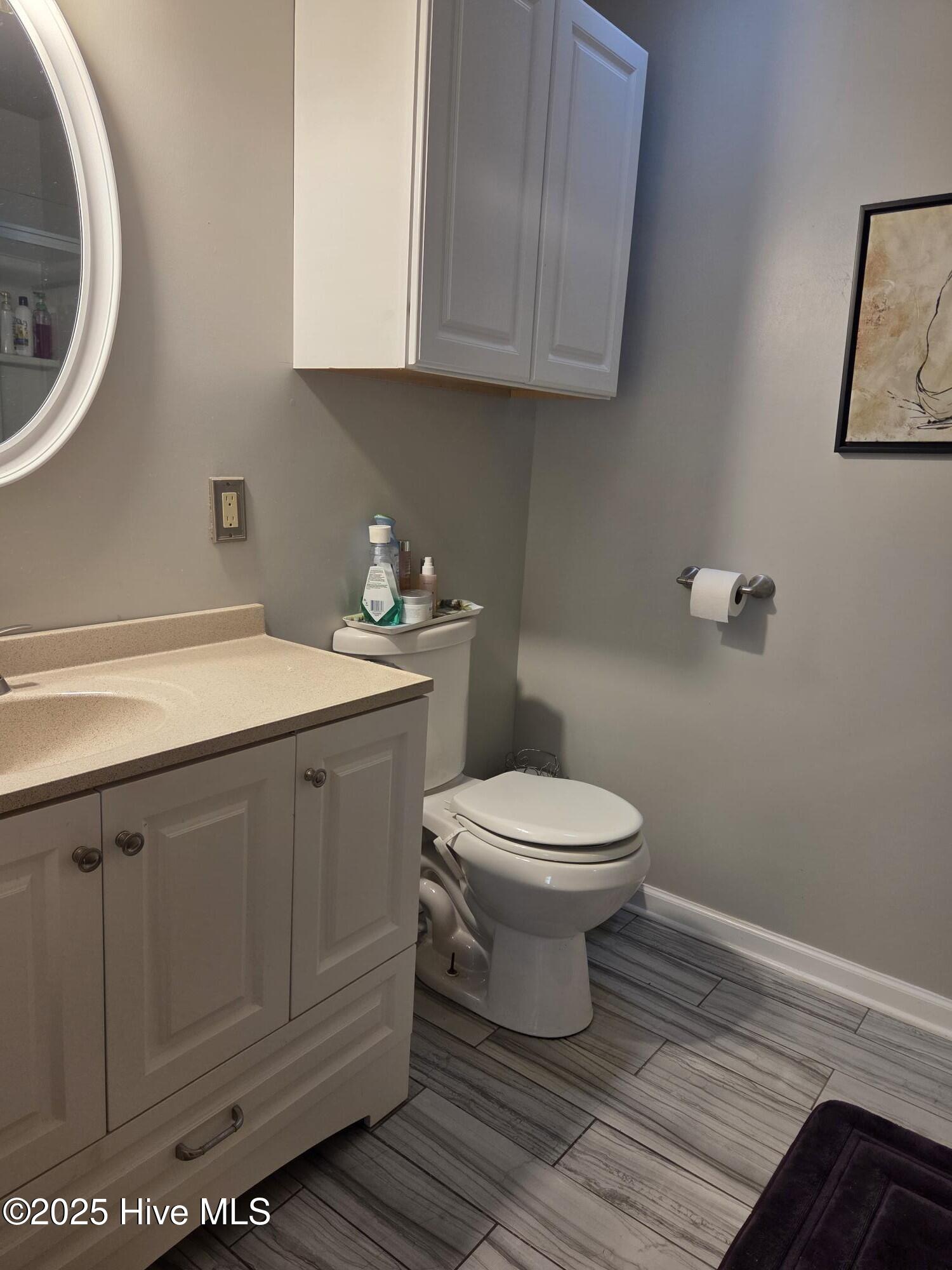 100542613 | Photo 16