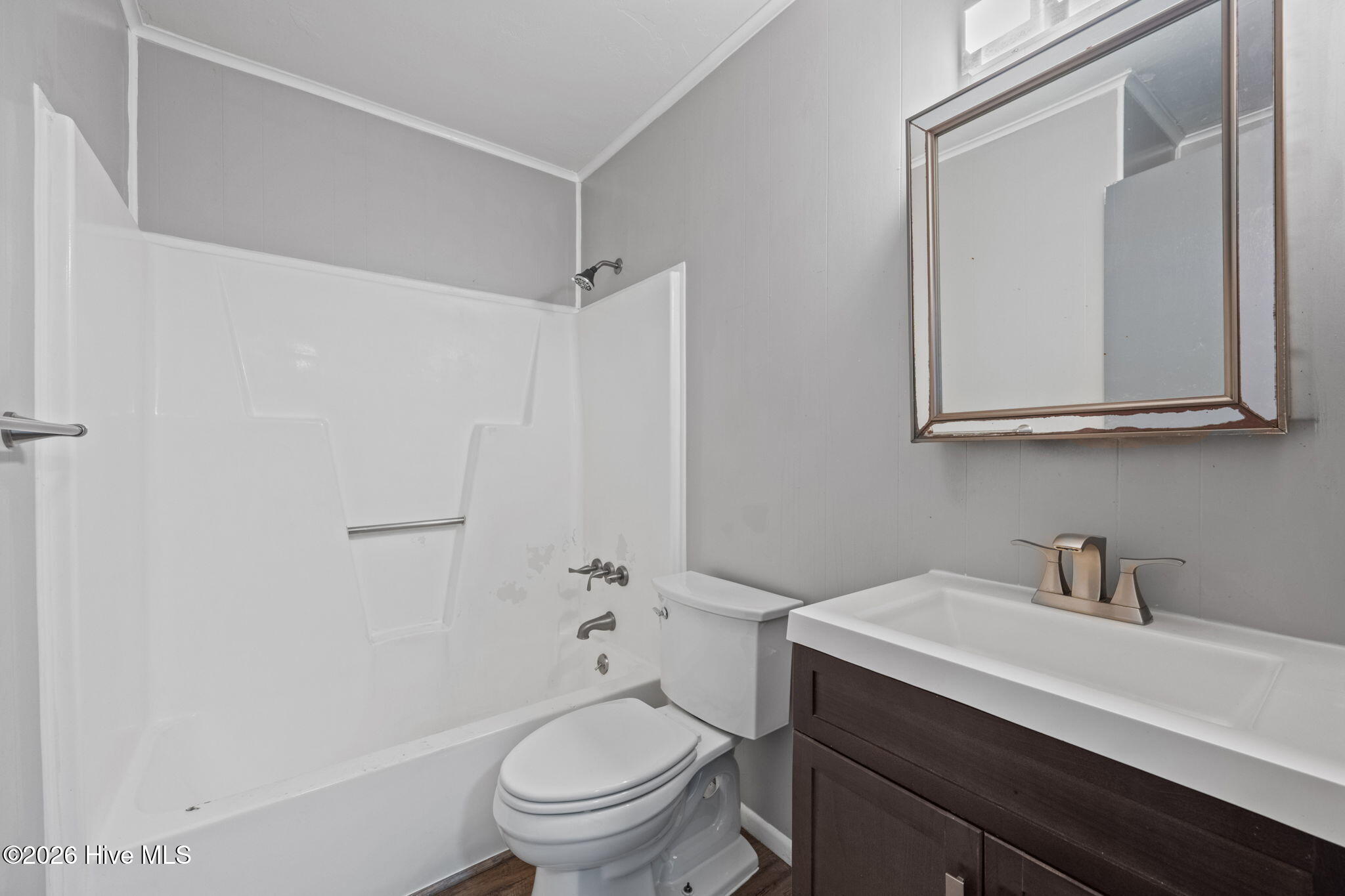 100530829 | Photo 10