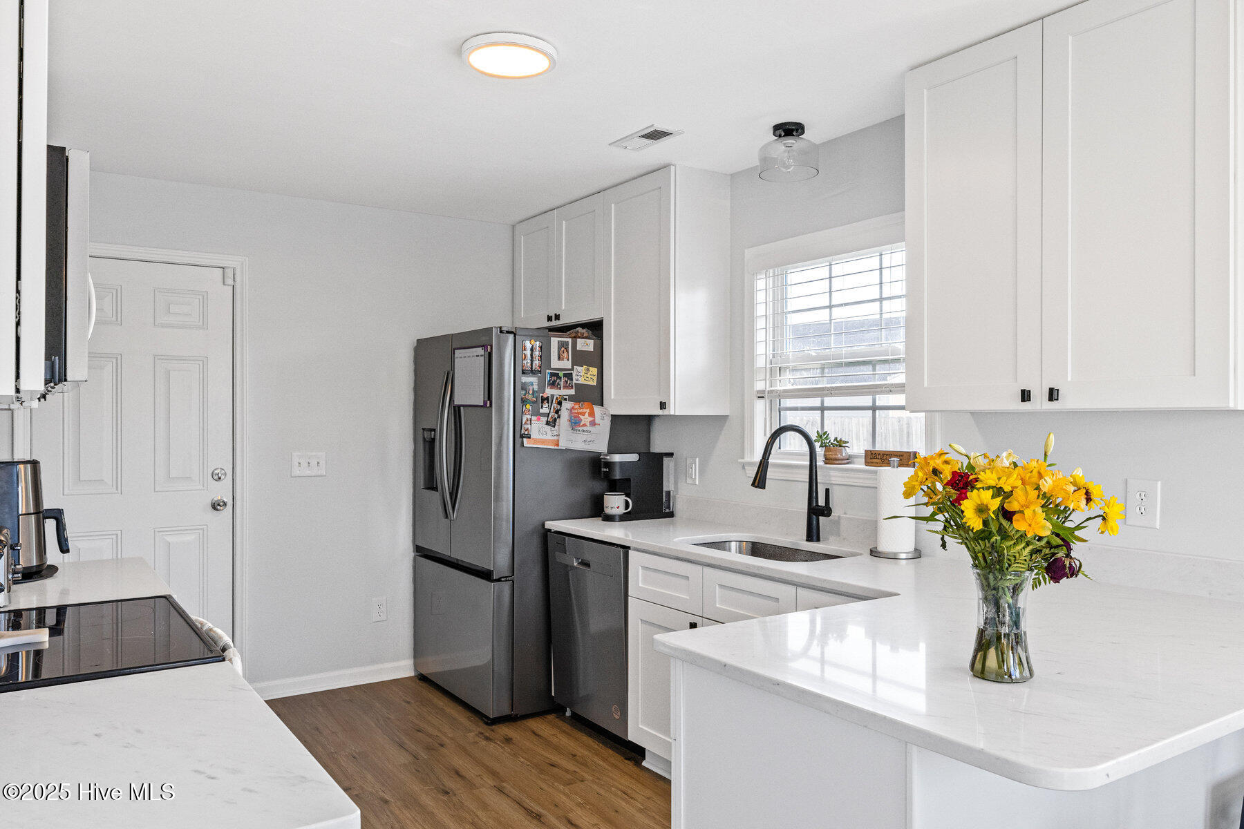 100539612 | Photo 19