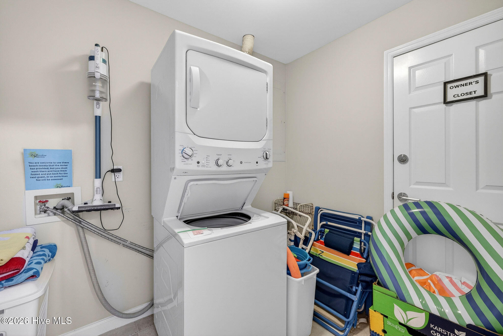 100549850 | Photo 26