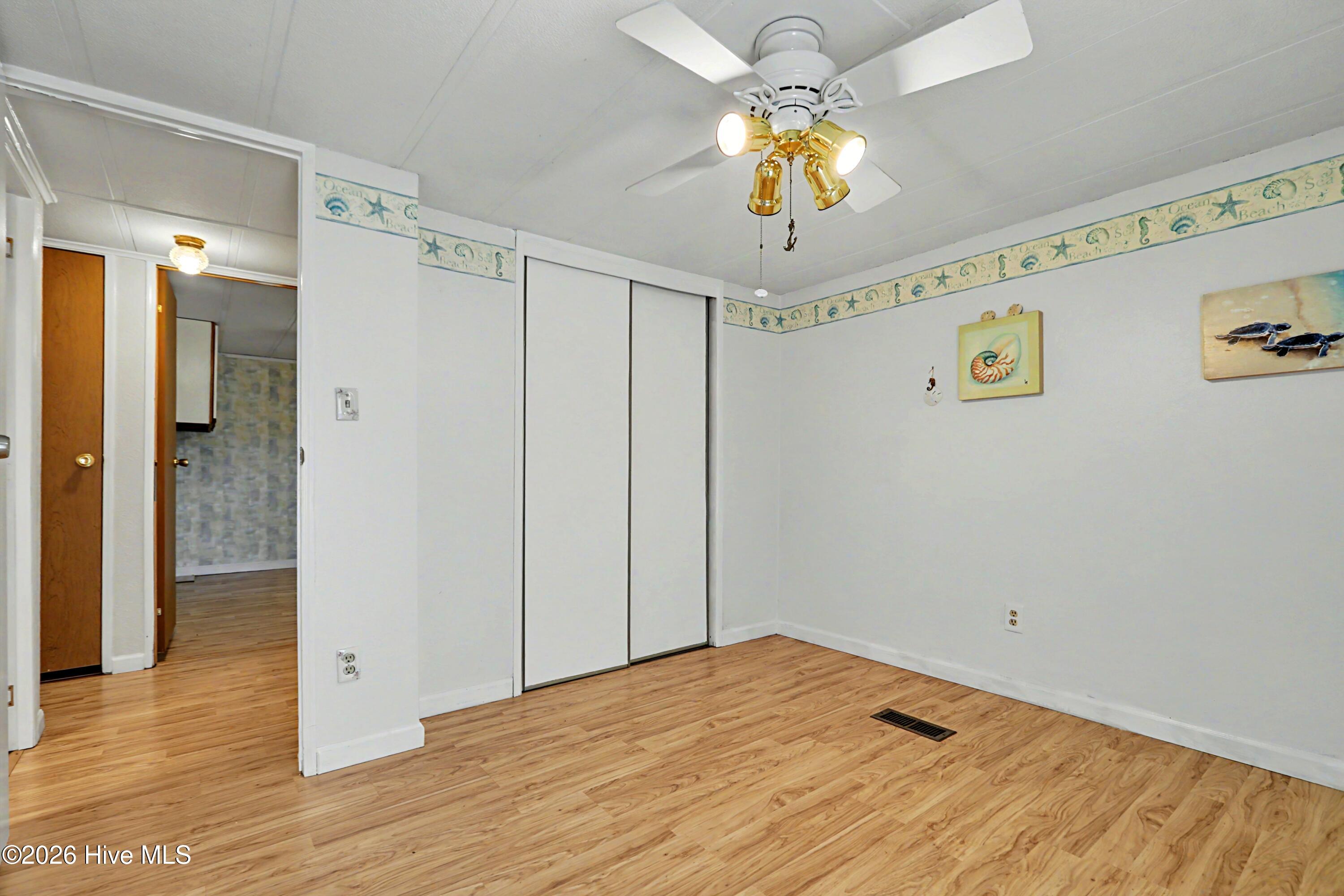 100562538 | Photo 20