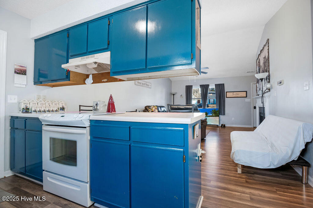 100547604 | Photo 12