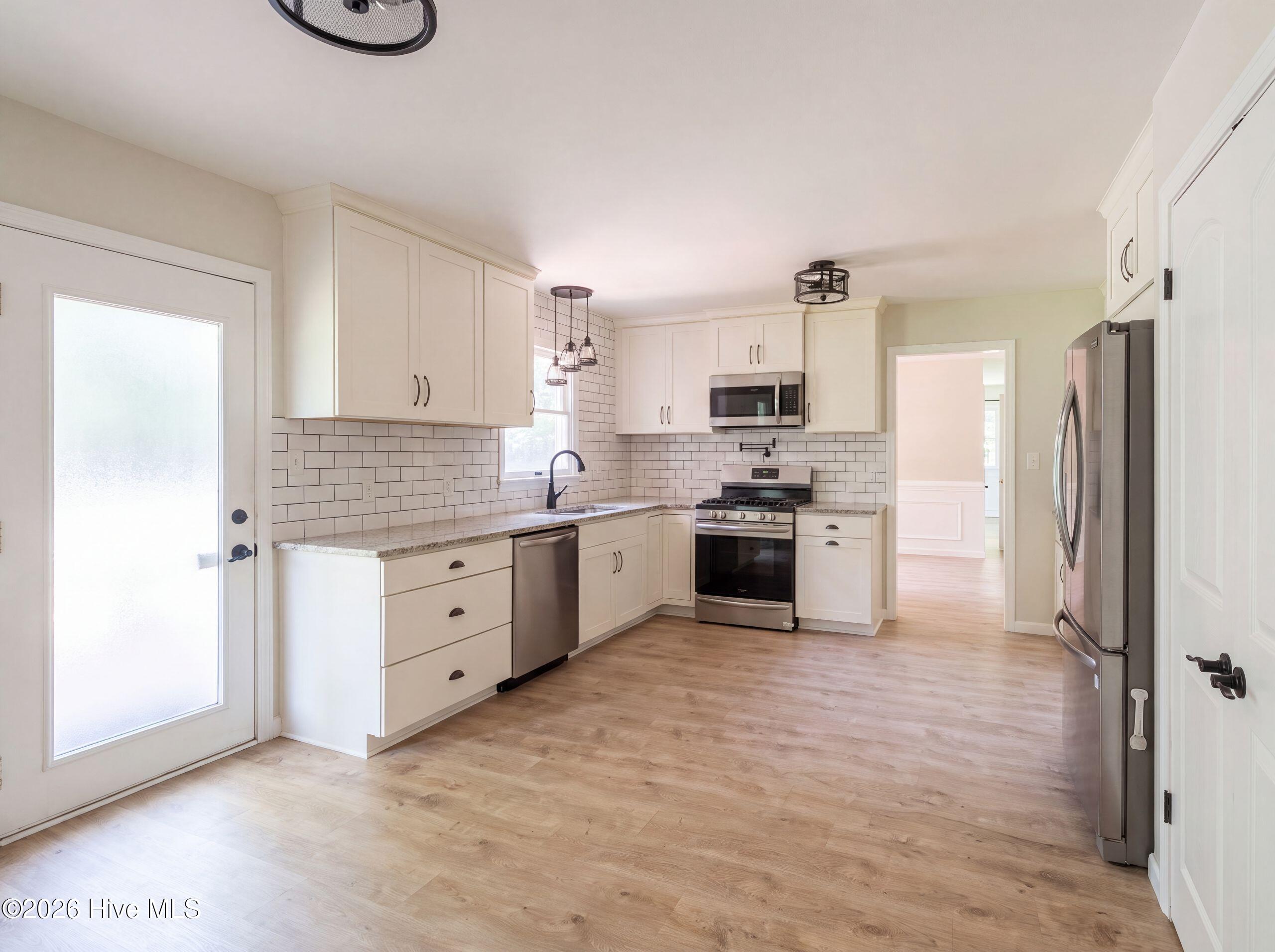 2nd image of 1003 Bateman Dr, Elizabeth City, NC 27909 | MLS# 100594804
